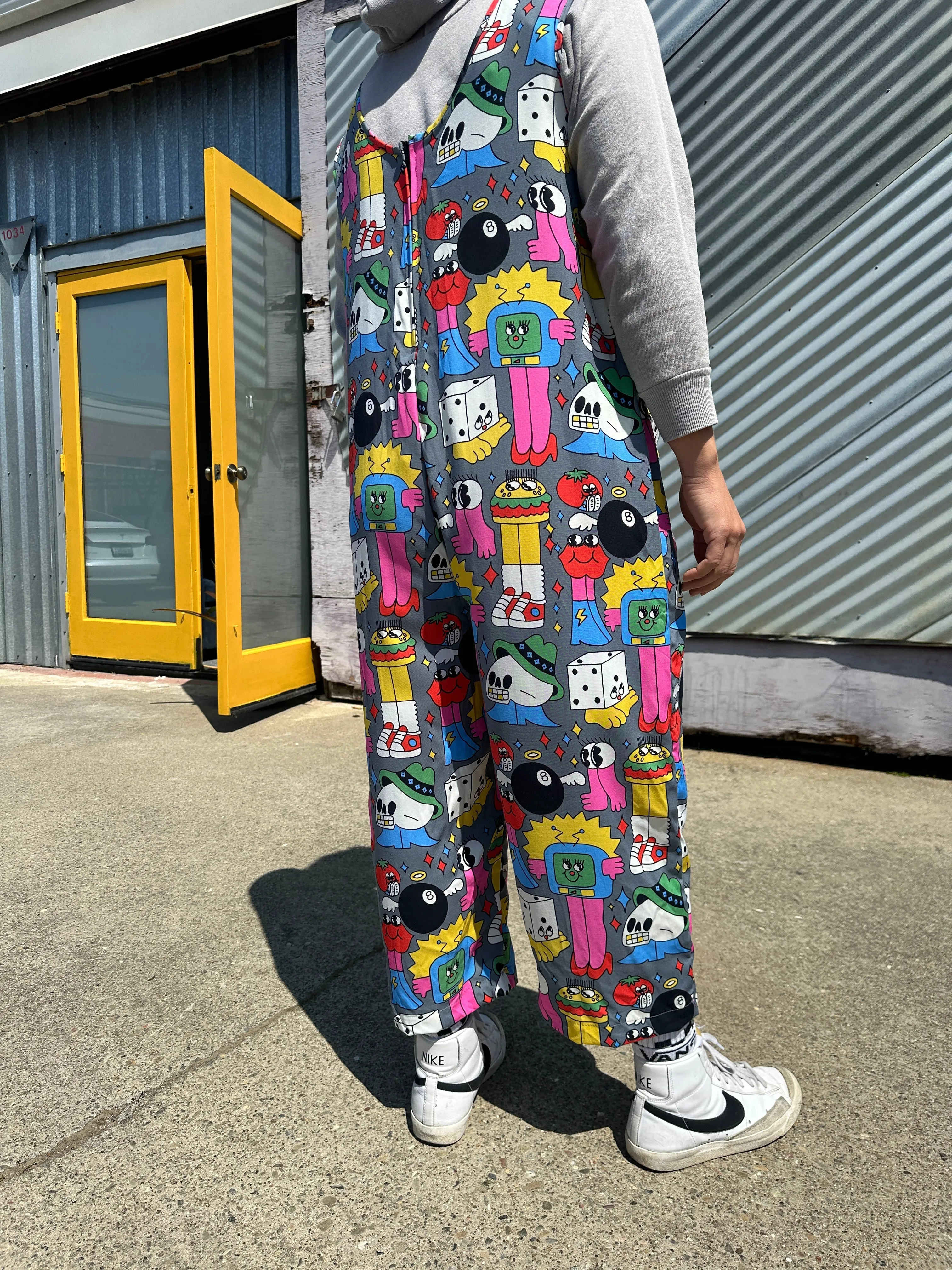 Rayon Garden Suit Burger Babie sold by Nooworks product image thumbnail 5