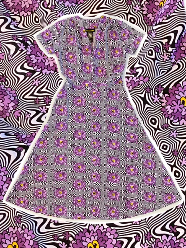 Greta Haze sold by Nooworks