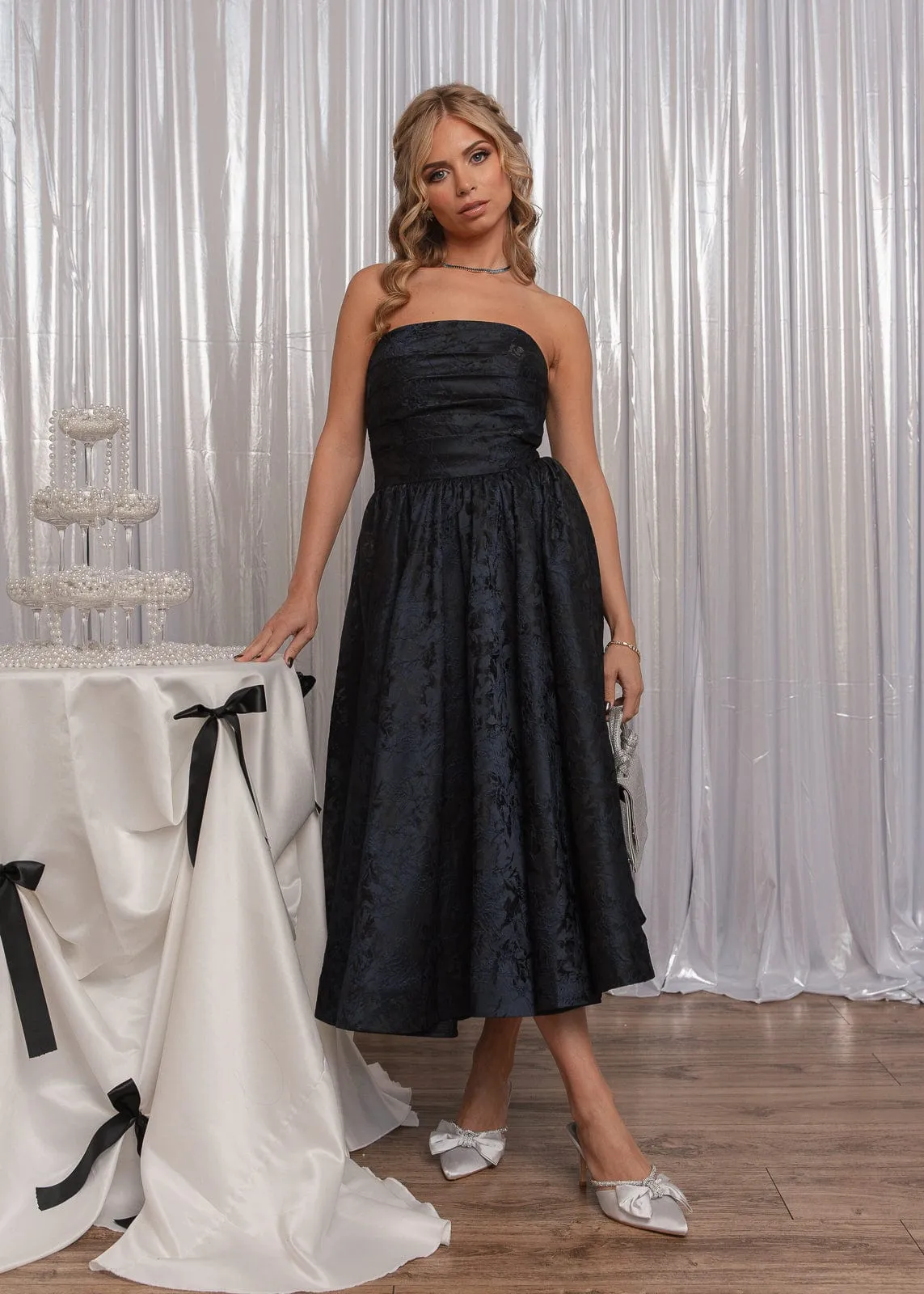 Winslow Dress sold by JessaKae product image thumbnail 2