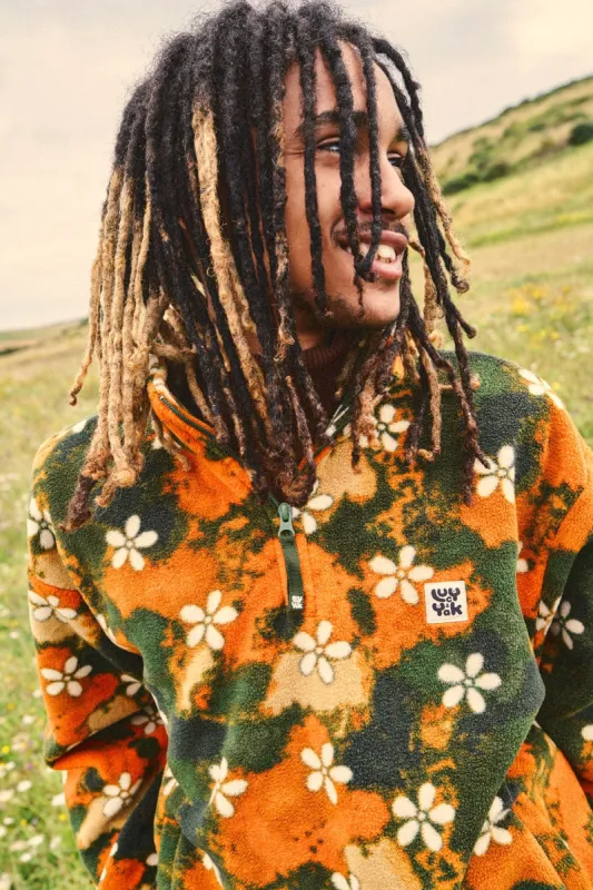 Stevie - Fleece in Green Daisy-Lu Print sold by Lucy & Yak