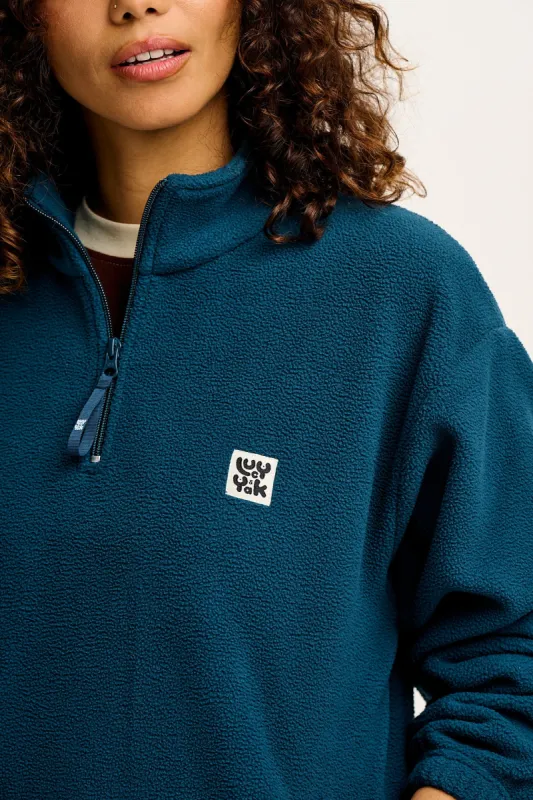 Stevie Soft Polar Fleece in Twilight Blue Parallel