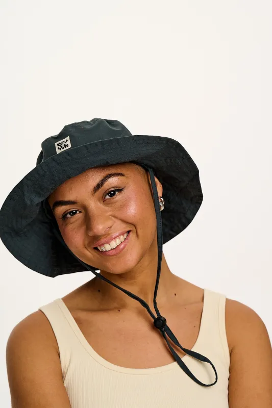 Callahan - Cotton Sun Hat in Midnight Black sold by Lucy & Yak