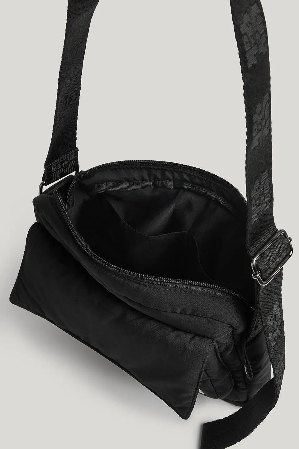 Maddox - Crossbody Bag in Black sold by Lucy & Yak product image thumbnail 4