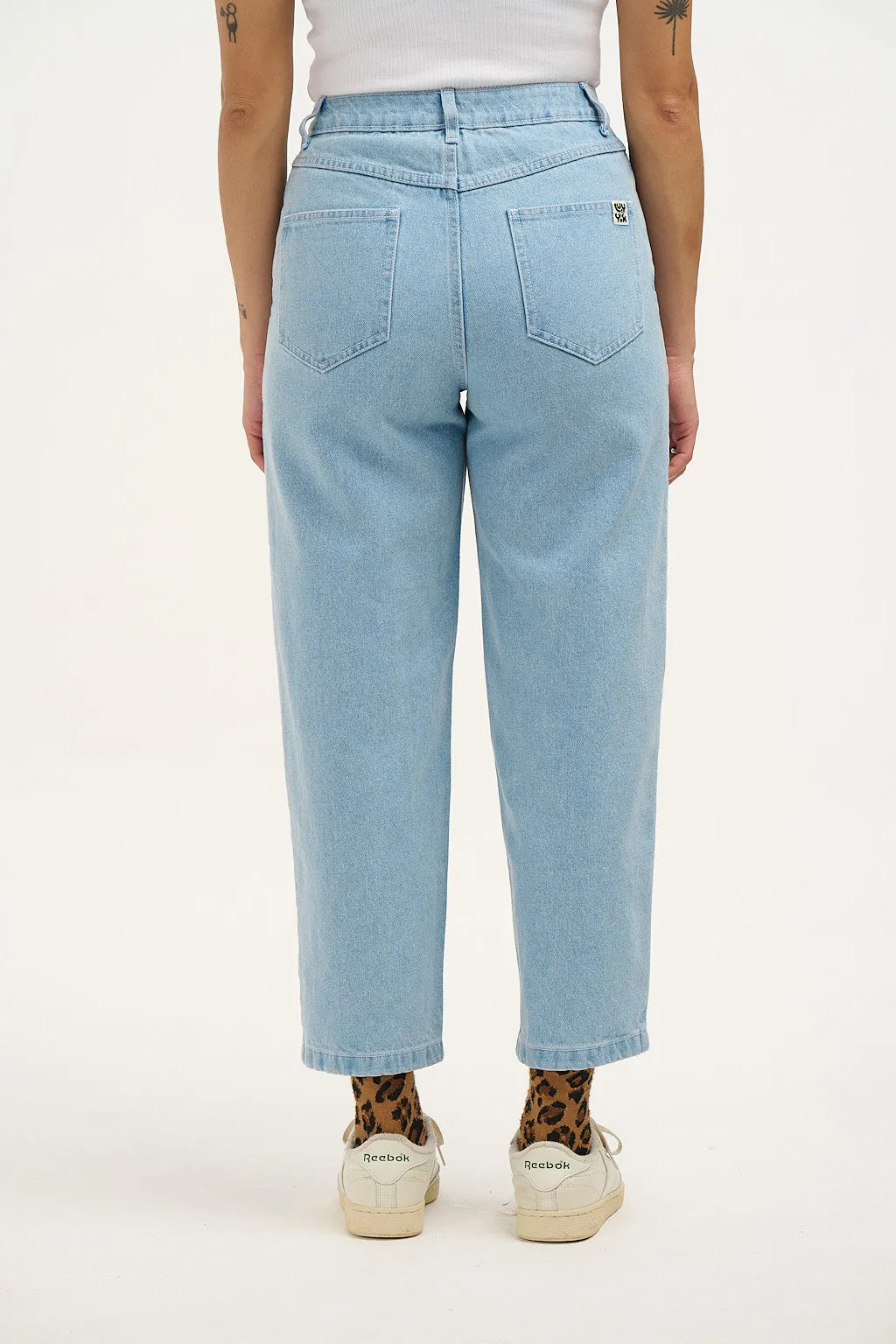 Drew - Cropped Straight Leg Denim Jeans in Light Wash Blue sold by Lucy & Yak product image thumbnail 5