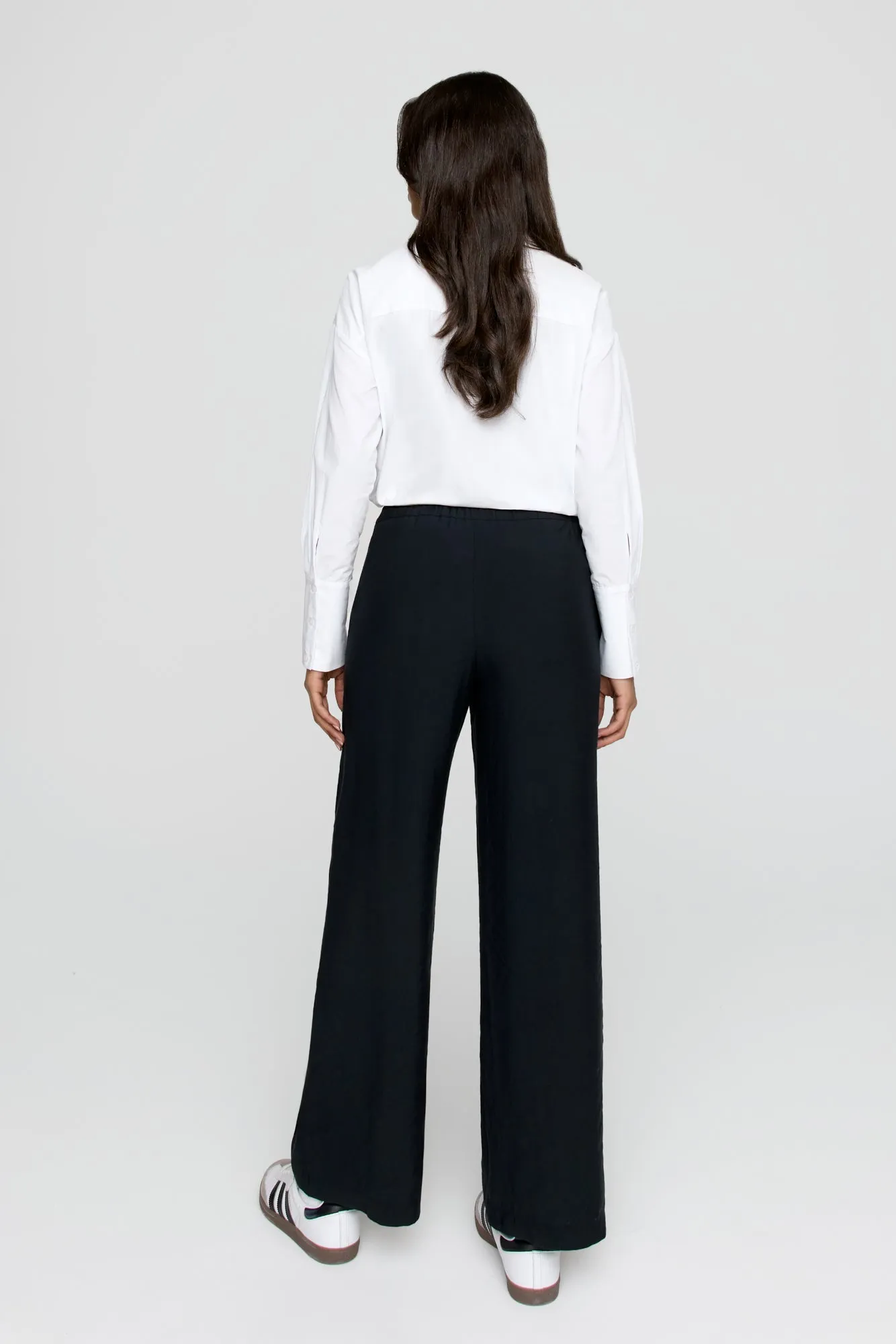 The Essential Soft Tailoring Wide Leg Trouser - Black sold by TALA product image thumbnail 2