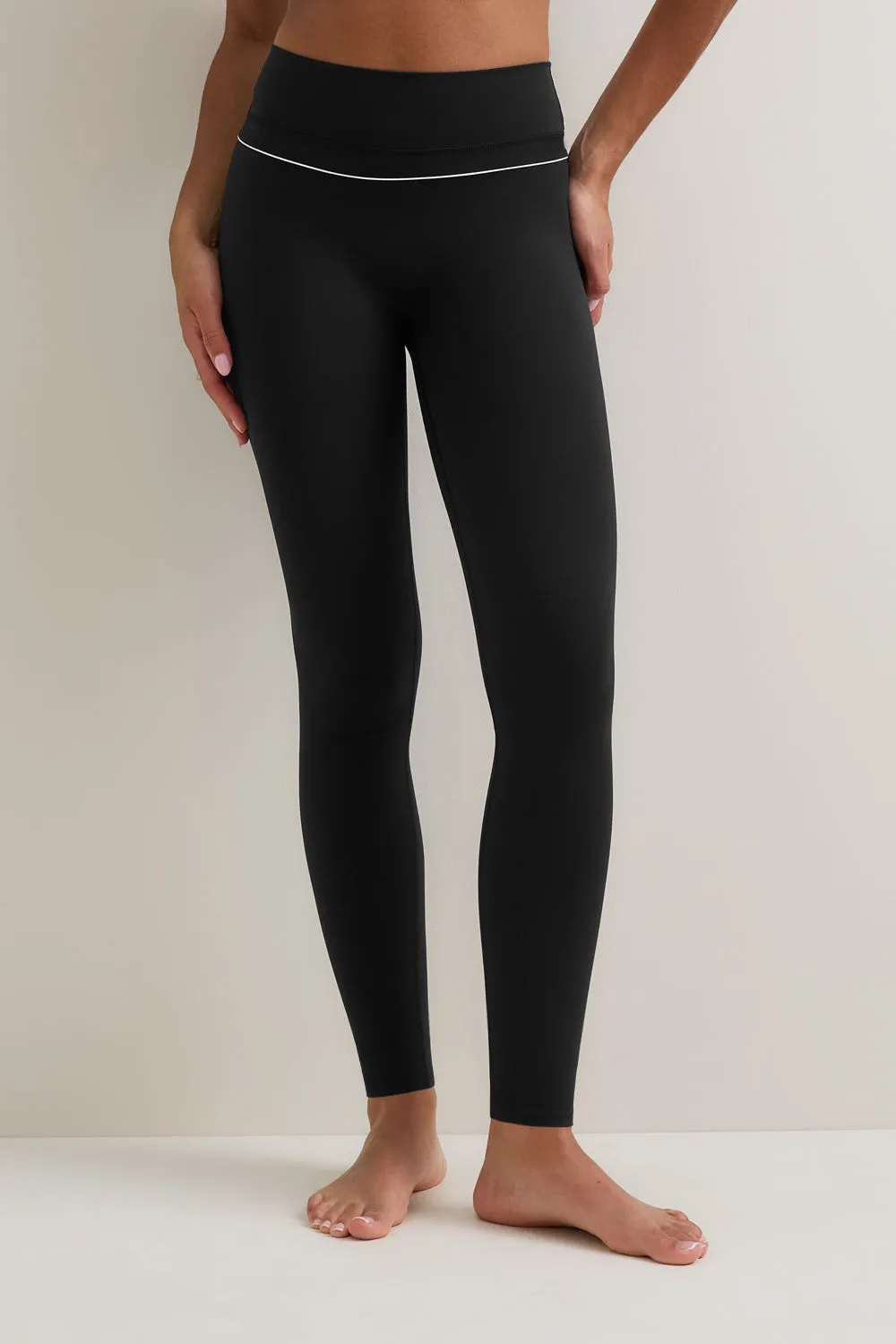 DayFlex Contrast Sweetheart Legging - Shadow Black sold by TALA product image thumbnail 4