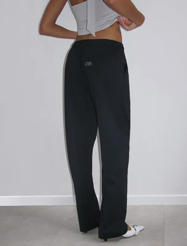 no 1808 / René made by Paloma Wool