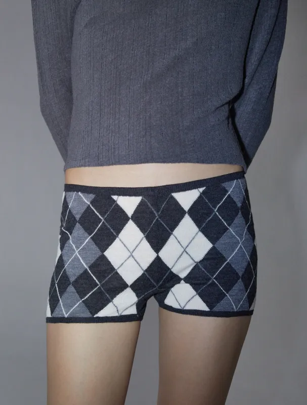 no 2215 / Glare made by Paloma Wool