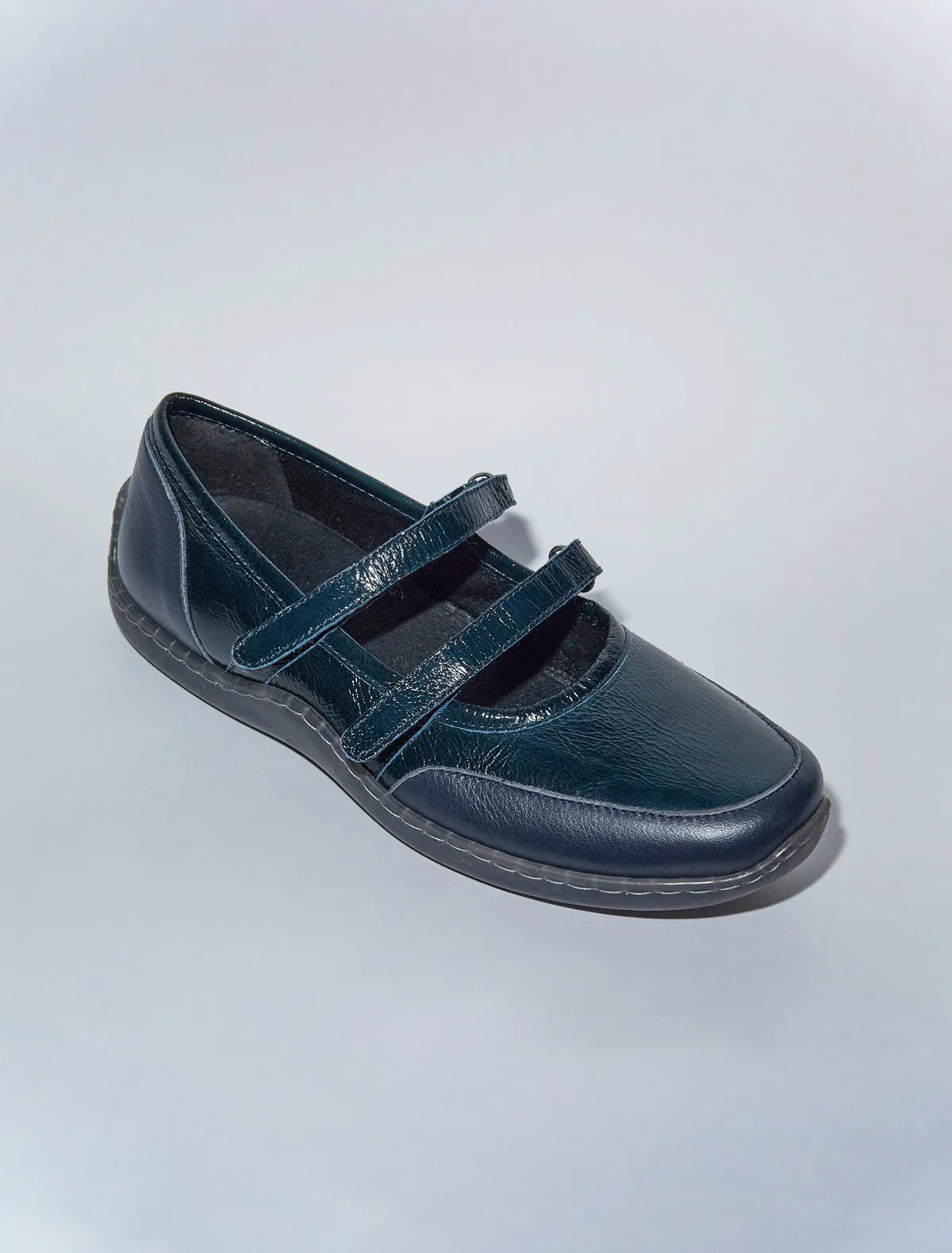 no 1688 / 002Km sold by Paloma Wool