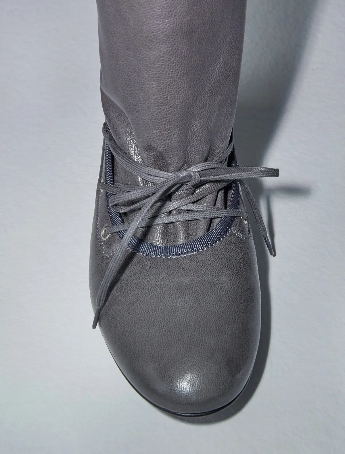 Paloma Wool no 2266 / Tall Pina | Parallel