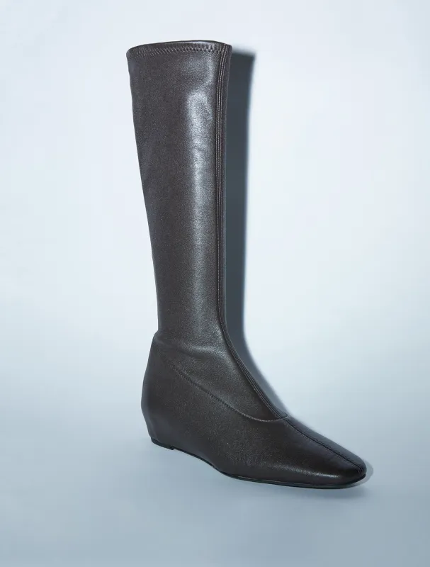 no 2338 / Fernanda Boot made by Paloma Wool