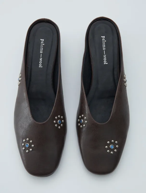 no 2420 / Fernanda III | Parallel