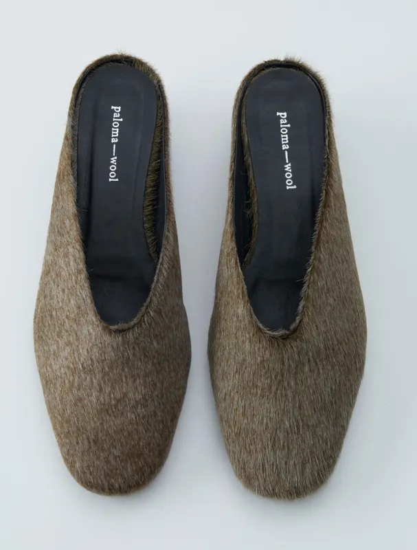 【関税込み】Paloma Wool ブルー Fernanda III フラットシューズ Paloma Wool - Fernanda III Shoes in Khaki – Stoy