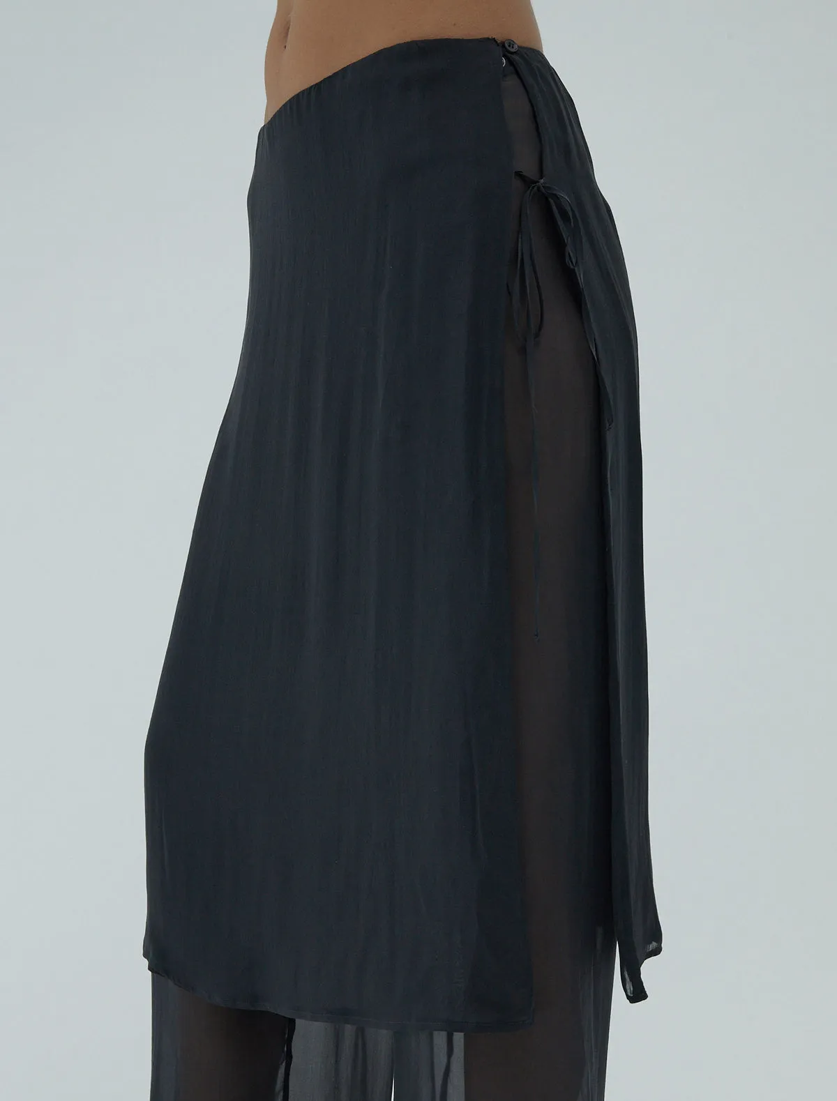 no 2481 / Silk Low Archive sold by Paloma Wool product image thumbnail 2