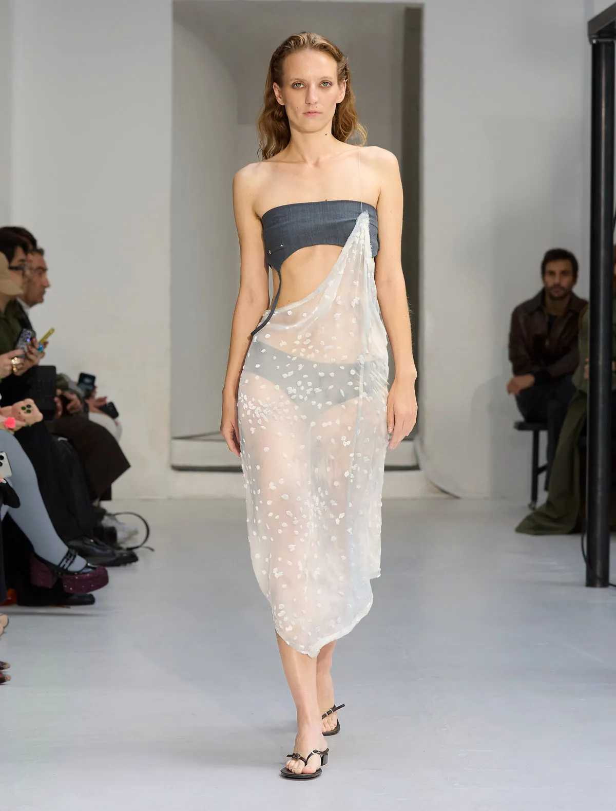 no 2352 / Tea sold by Paloma Wool