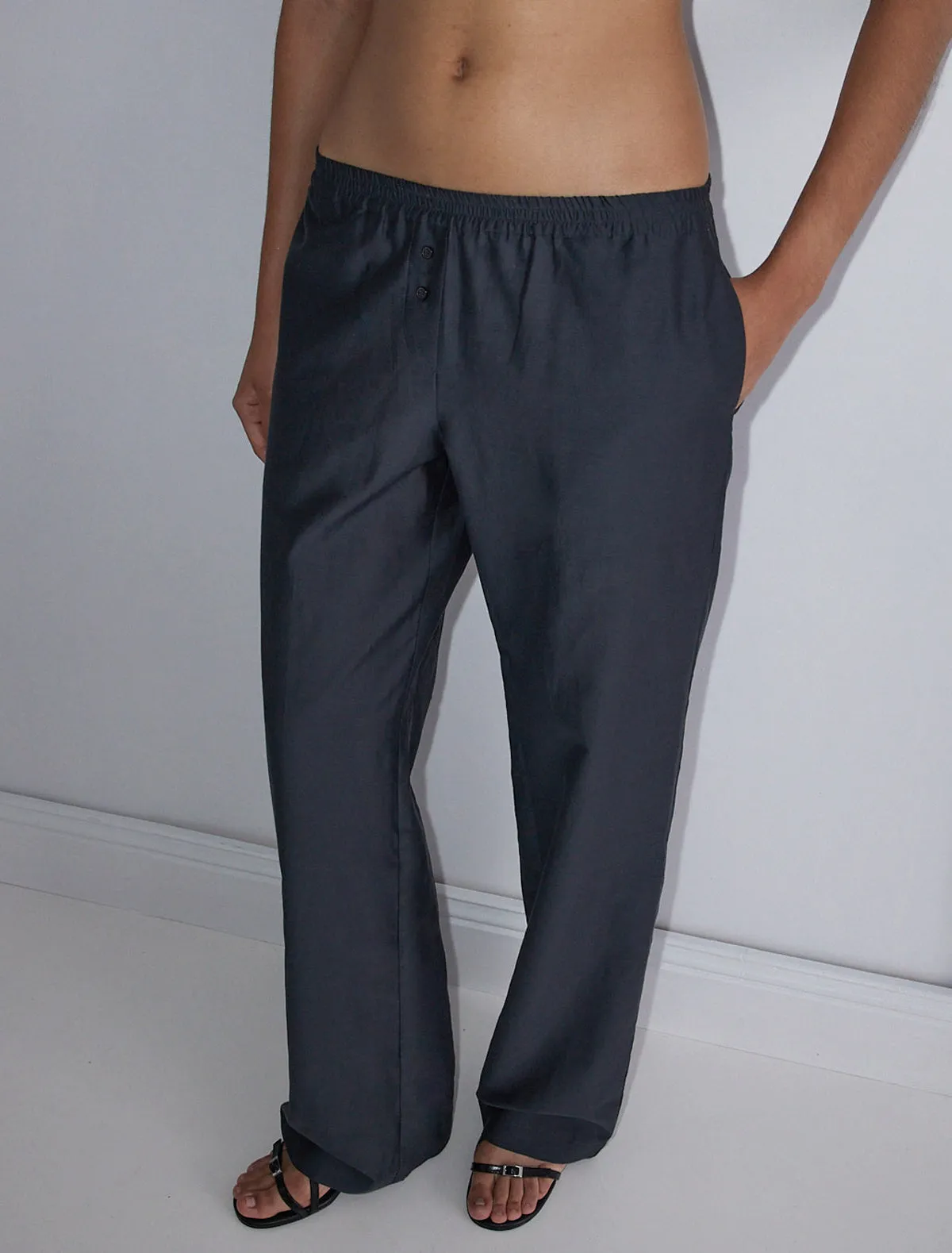 no 1686 / Limone sold by Paloma Wool