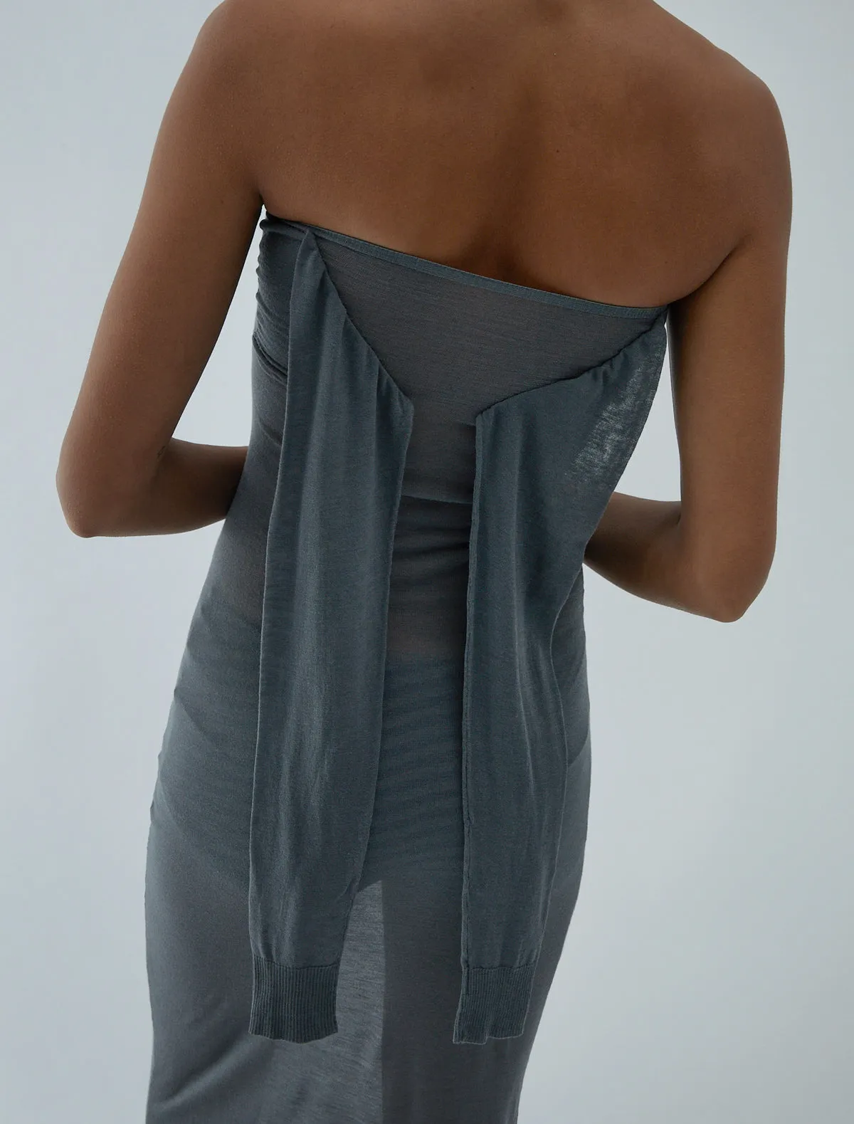 no 2397 / Folded V-Neck Dress sold by Paloma Wool product image thumbnail 3