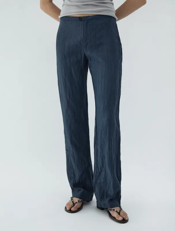 no 2505 / Shake sold by Paloma Wool