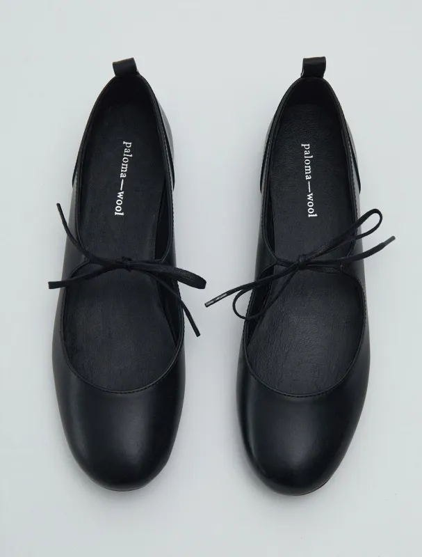 no 2599 / Zora rubber made by Paloma Wool