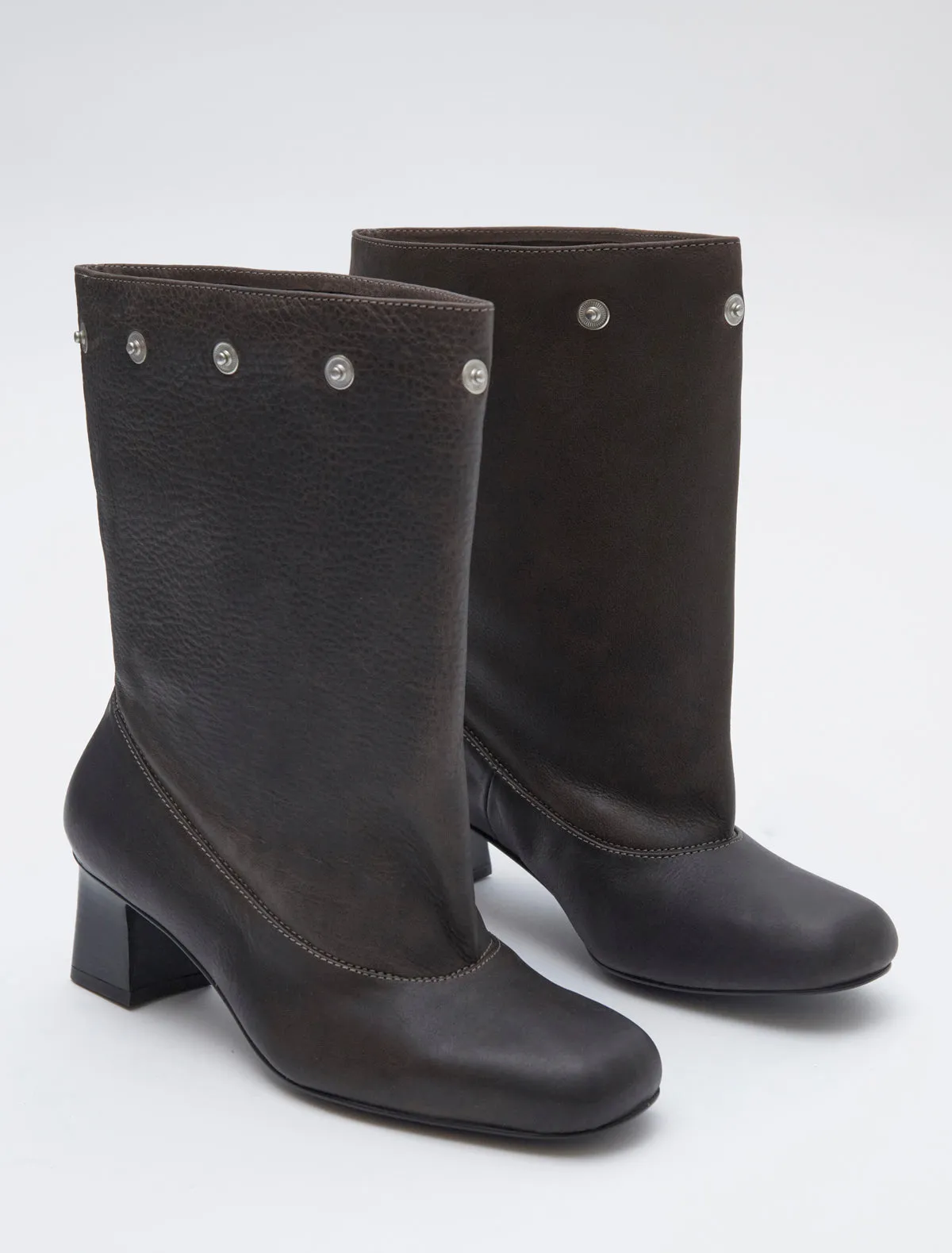 no 2201 / Jolie Snaps sold by Paloma Wool product image thumbnail 3