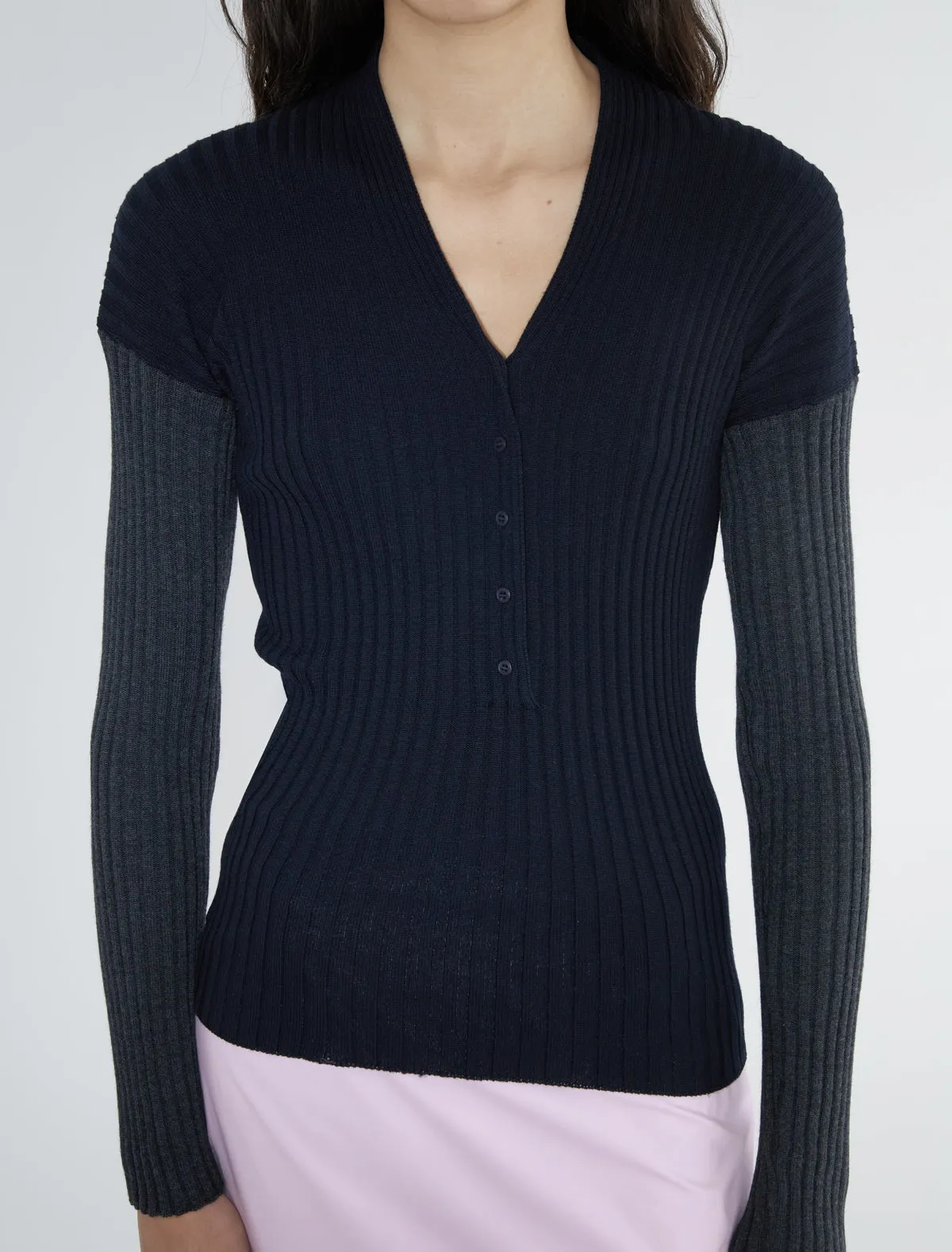 no 2765 / Marisa sold by Paloma Wool