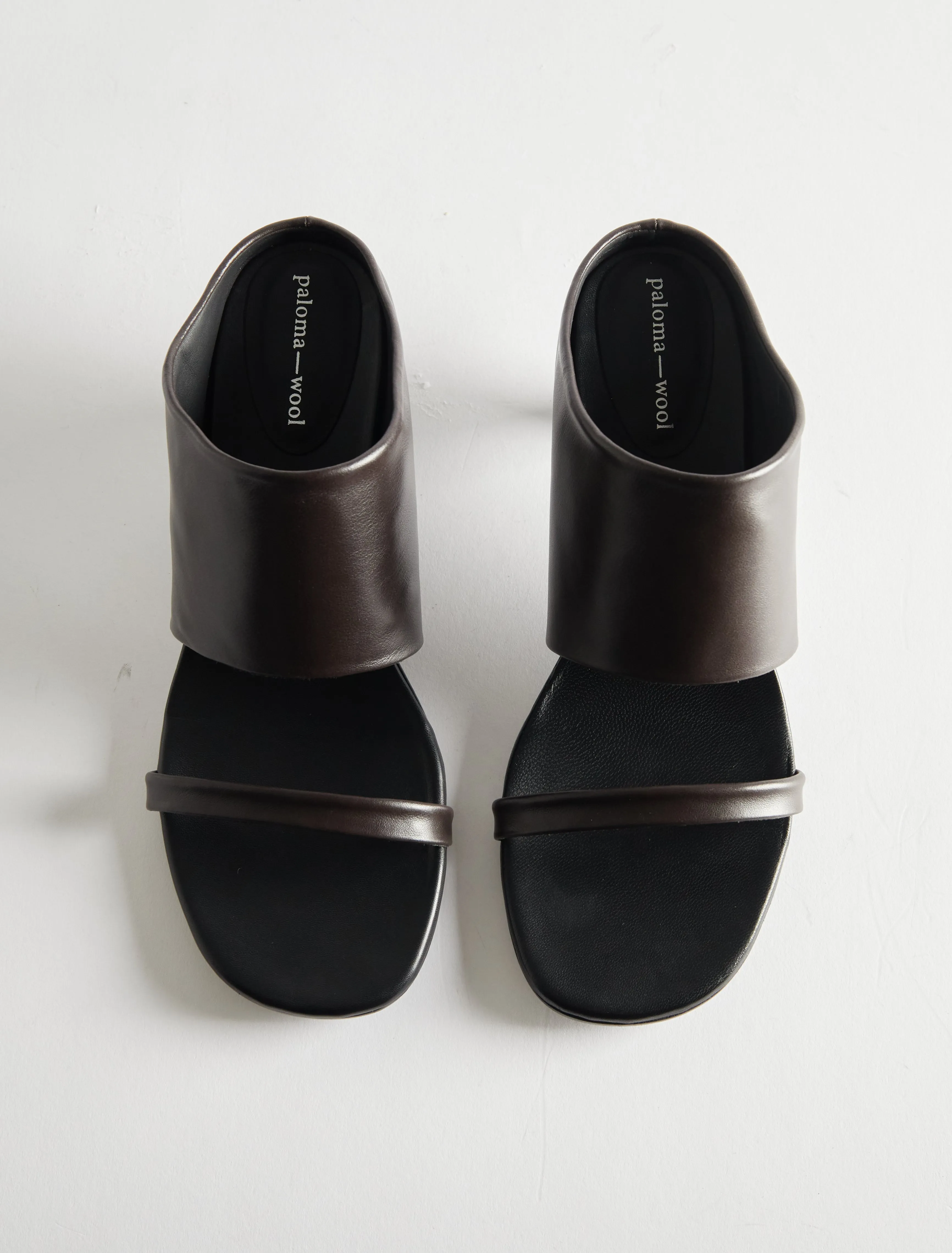 no 2835 / Roberta sold by Paloma Wool