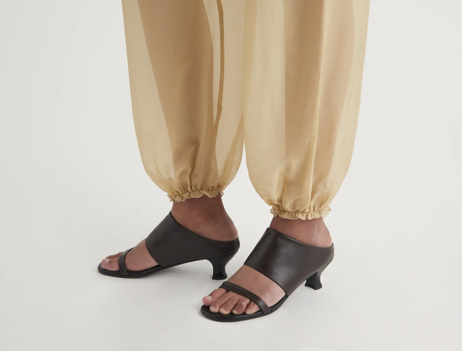 no 2835 / Roberta sold by Paloma Wool product image thumbnail 4