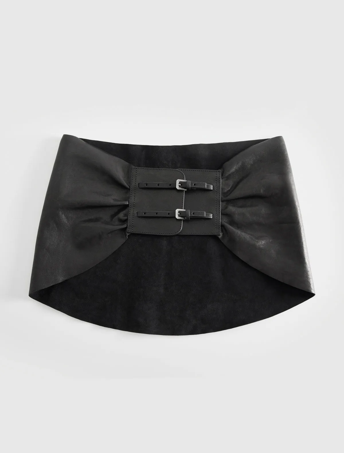 no 2830 / Adriana sold by Paloma Wool