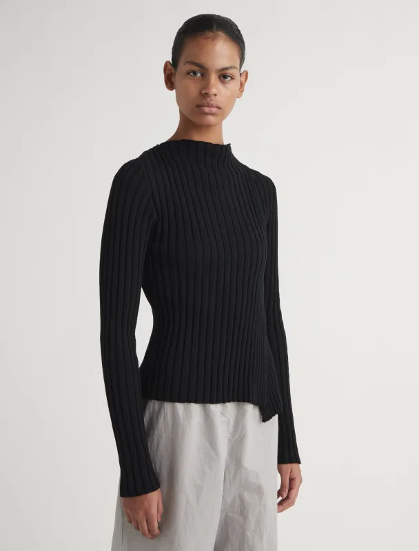 no 2837 / Esmolar made by Paloma Wool