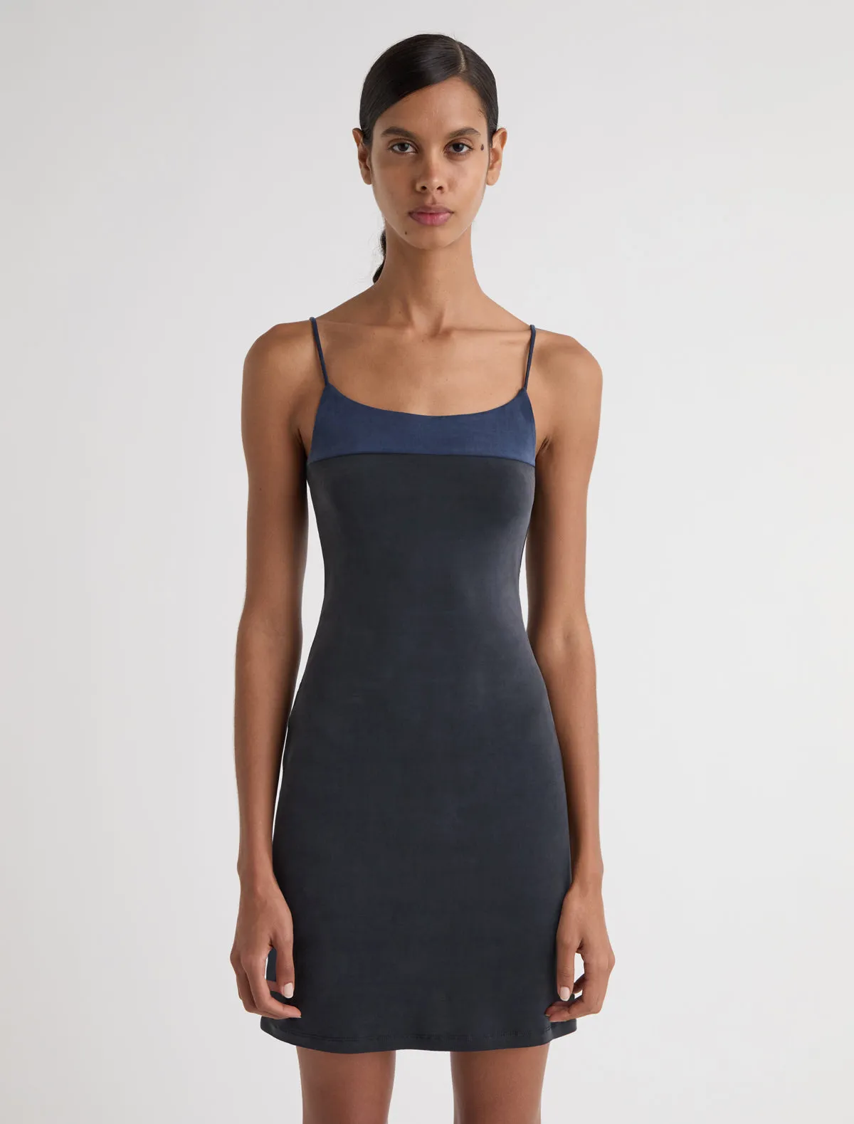 no 2989 / Zuno Dress sold by Paloma Wool
