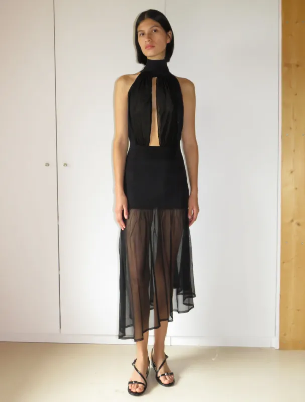 no 1982 / Cosino sold by Paloma Wool