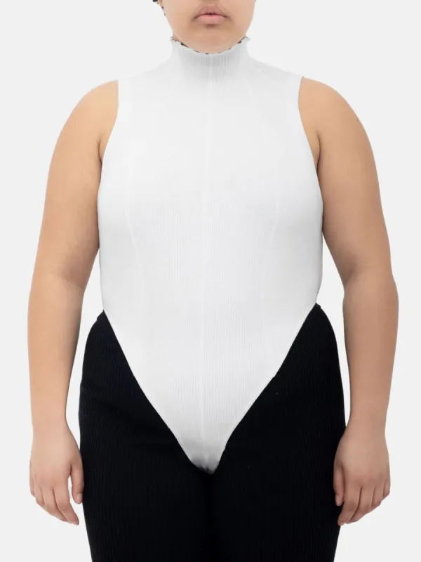 White Rib Body sold by Ester Manas