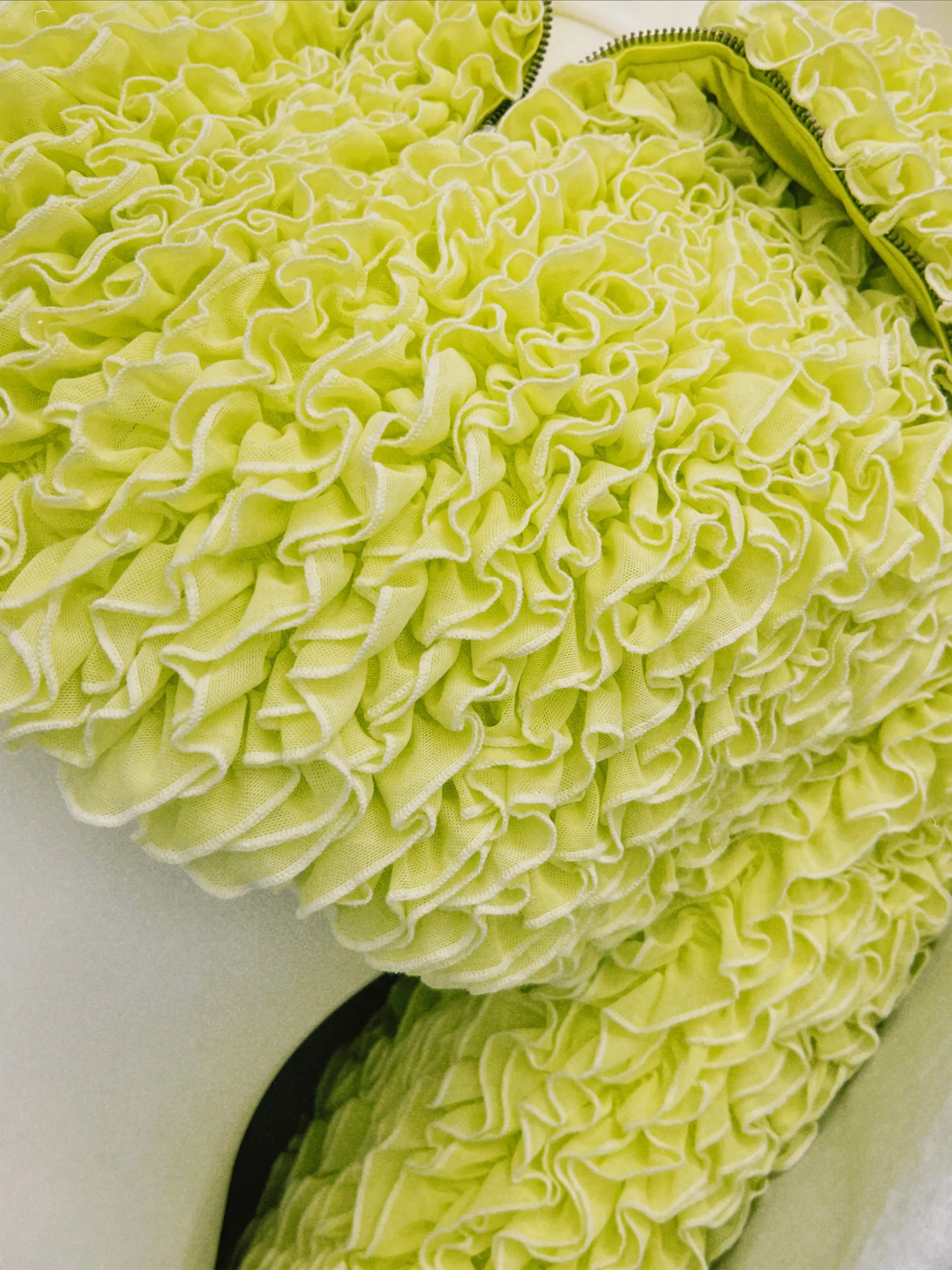 SS25 Look 11 – Yellow Ruffled Cropped Jacket sold by Ester Manas product image thumbnail 4