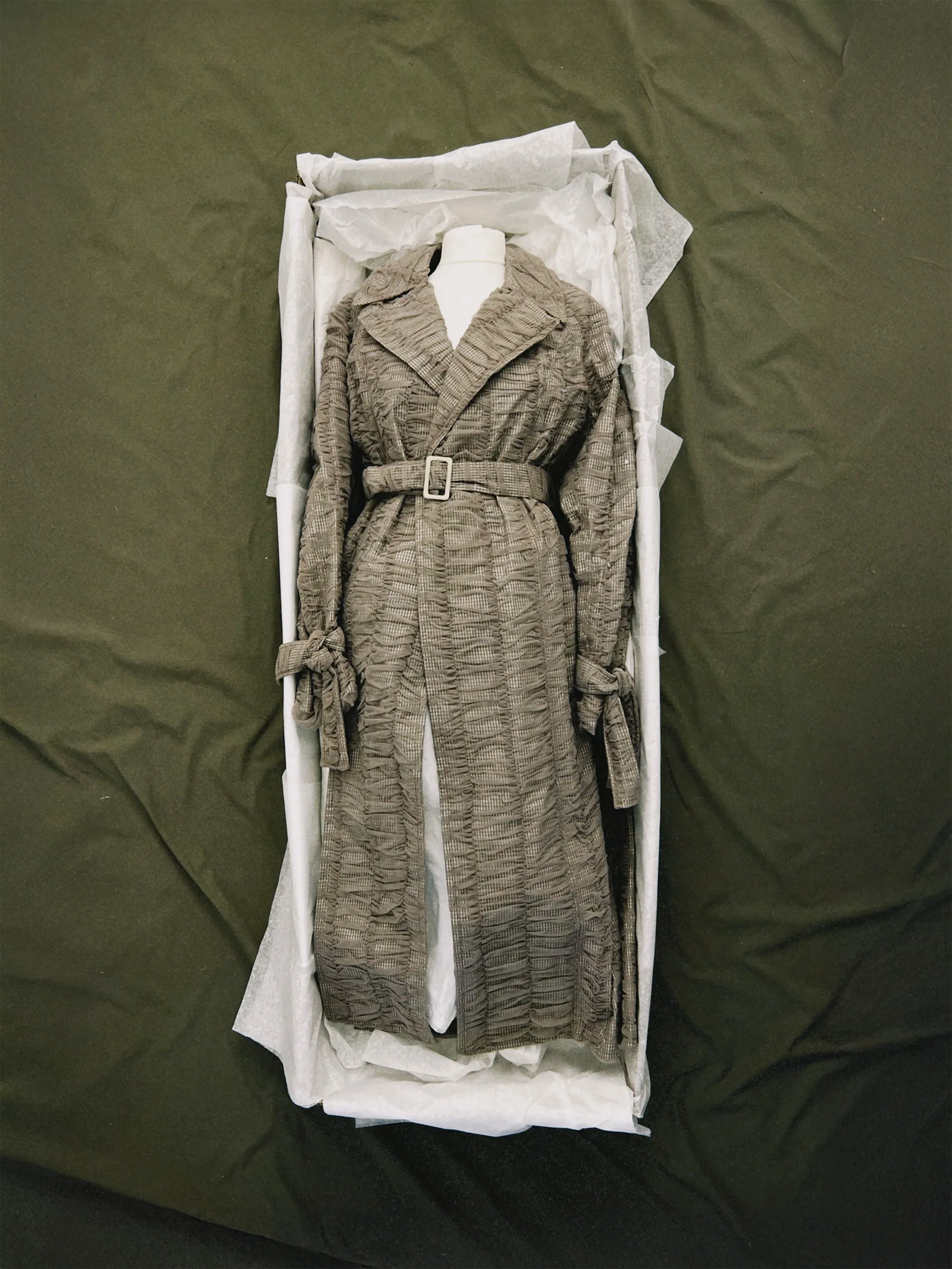 SS25 Look 20 – Taupe Ruched Trench Coat sold by Ester Manas