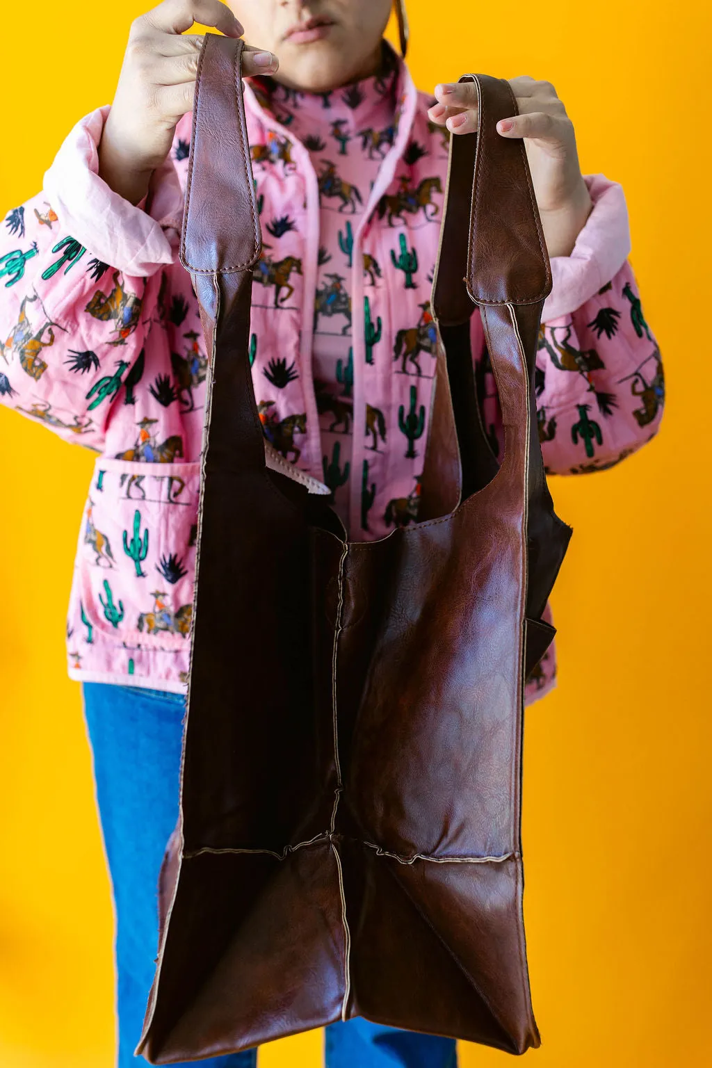 Grande Carryall Bag sold by shop taby product image thumbnail 4