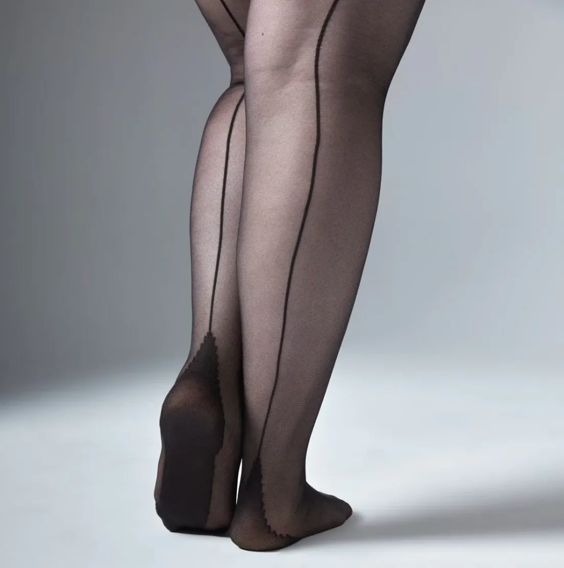 Paramount Persuasion Set sold by Thistle and Spire product image thumbnail 5