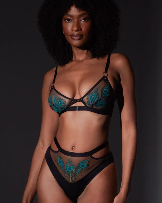 Hera Set sold by Thistle and Spire