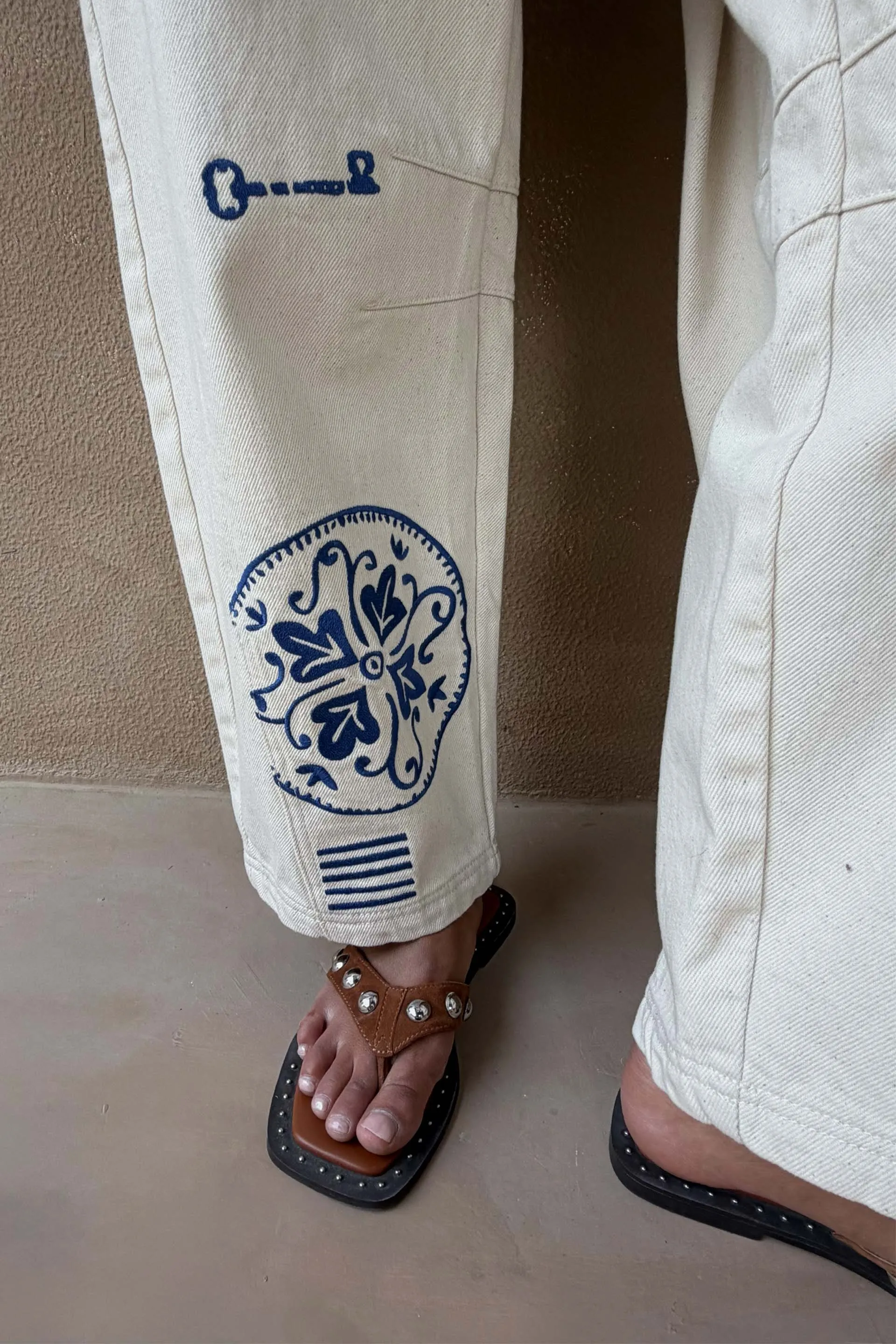 Dolce Vita Embroidered Denim Barrel Leg Jeans sold by Never Fully Dressed product image thumbnail 3