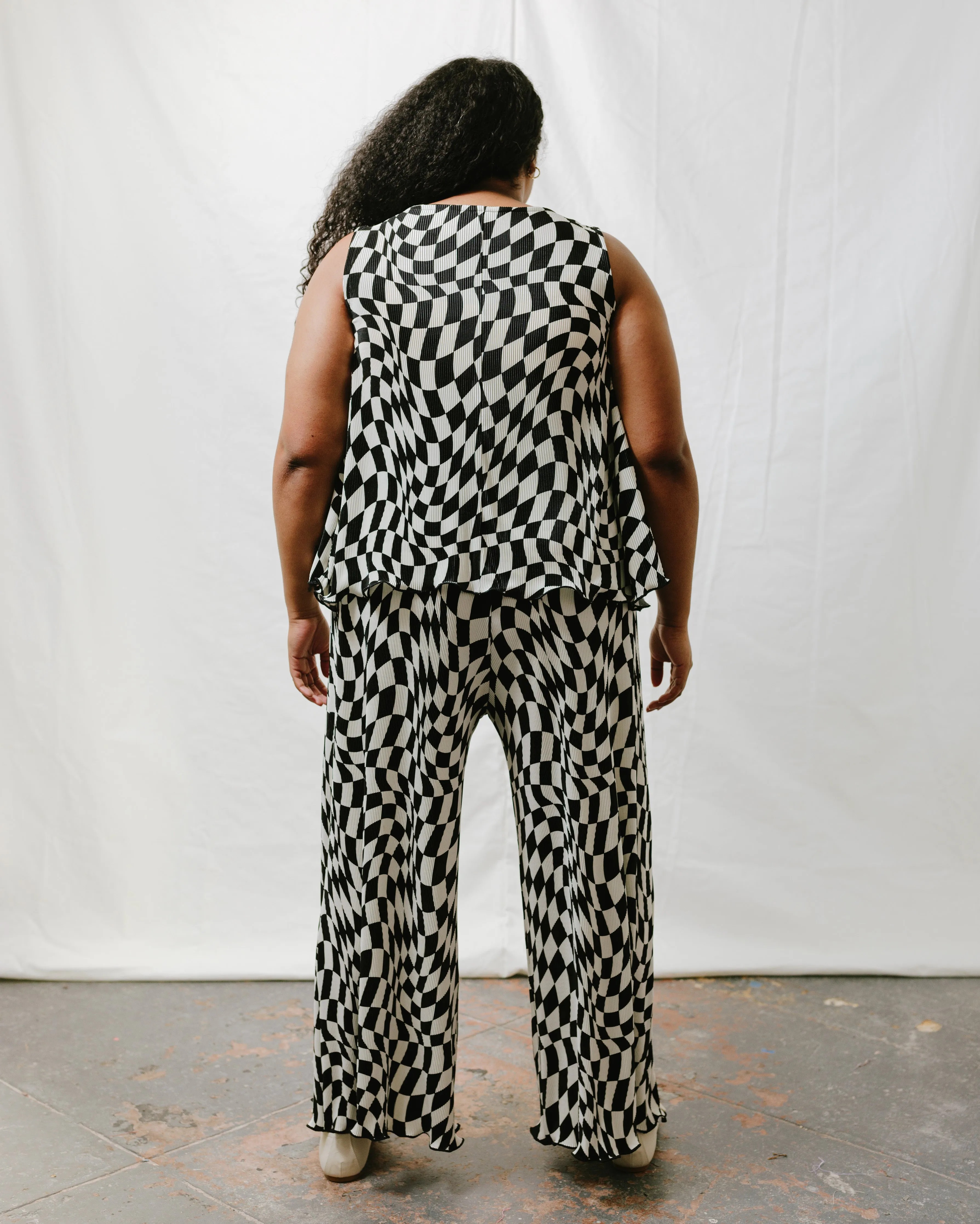 Mid Easy Flare in Pleated Dizzy (RTS) sold by Nettle Studios product image thumbnail 4