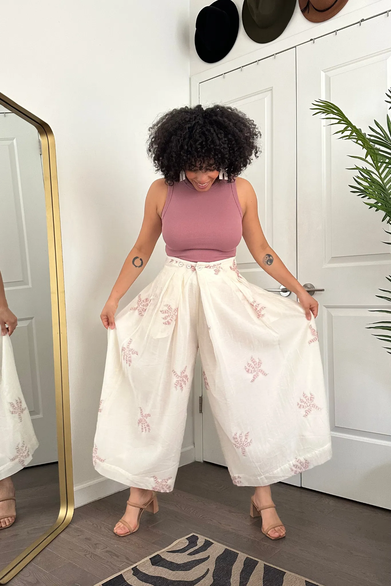 FRIDA PANTS | MAGNOLIA PRINT sold by Rujuta Sheth product image thumbnail 2