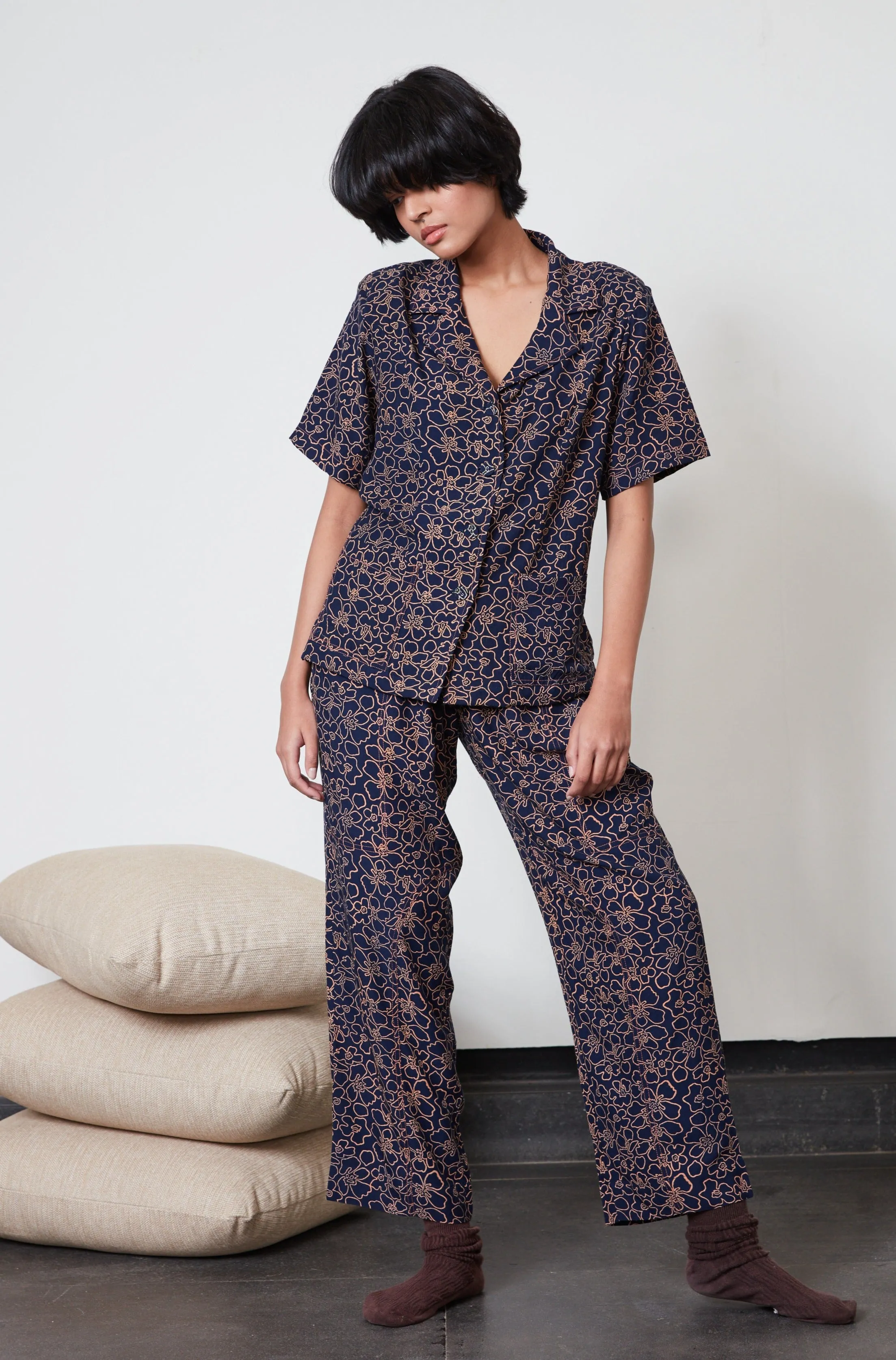 ARLO LOUNGE SET | NAVY POPPY sold by Rujuta Sheth product image thumbnail 2
