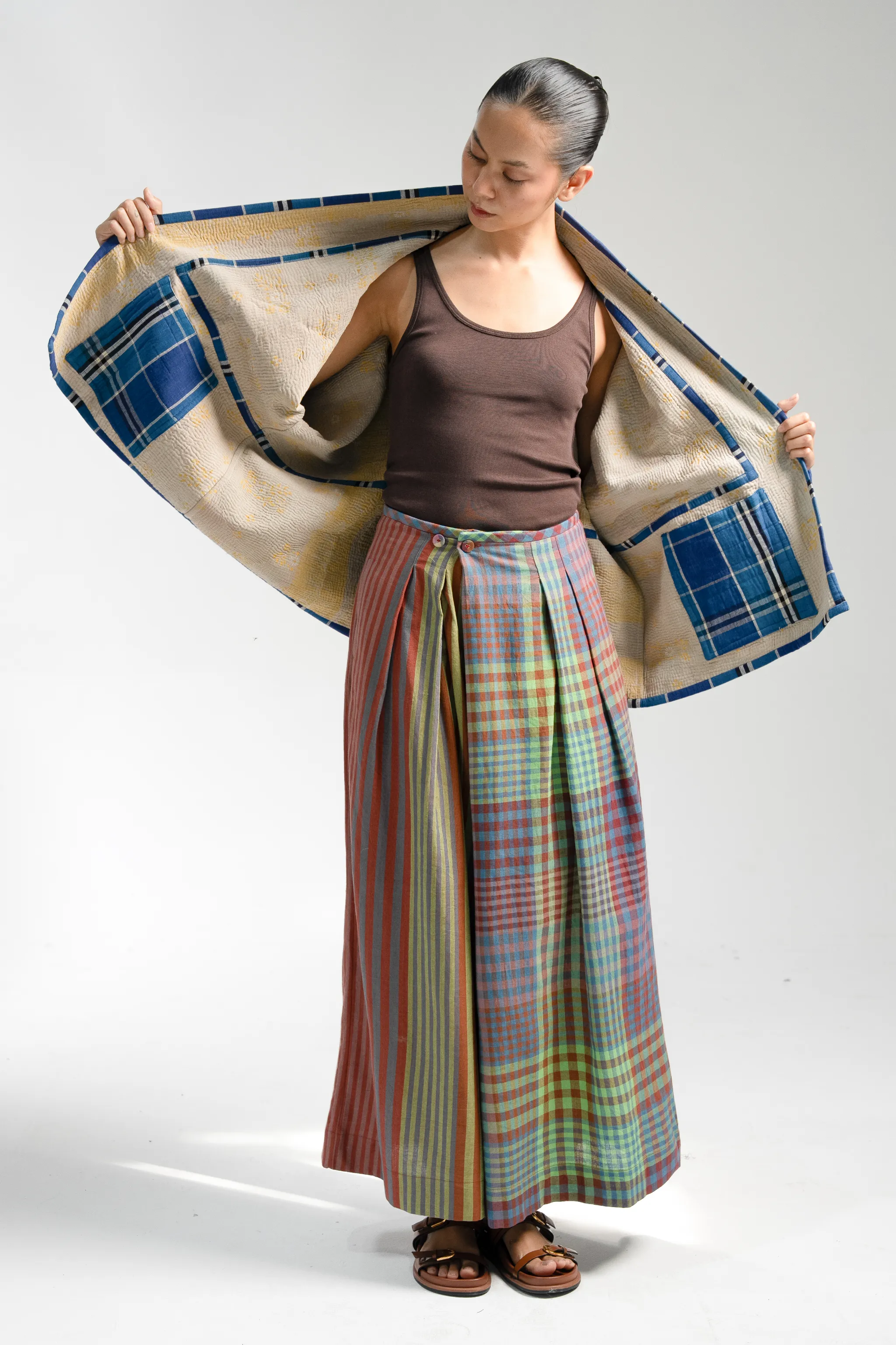 HERITAGE JACKET 052 sold by Rujuta Sheth product image thumbnail 4