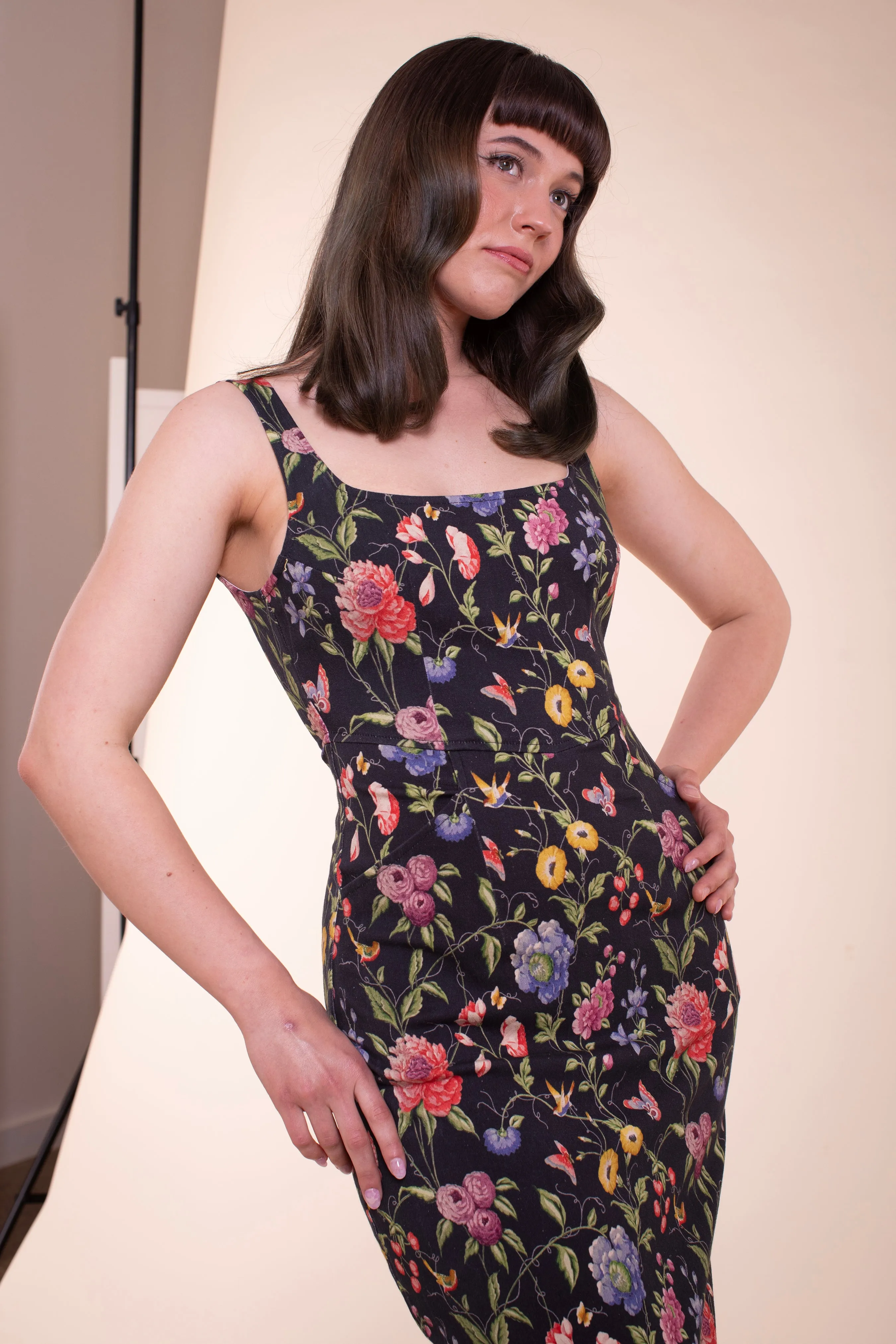 Rose Vine Dress - Black Wallpaper sold by Samantha Pleet product image thumbnail 2
