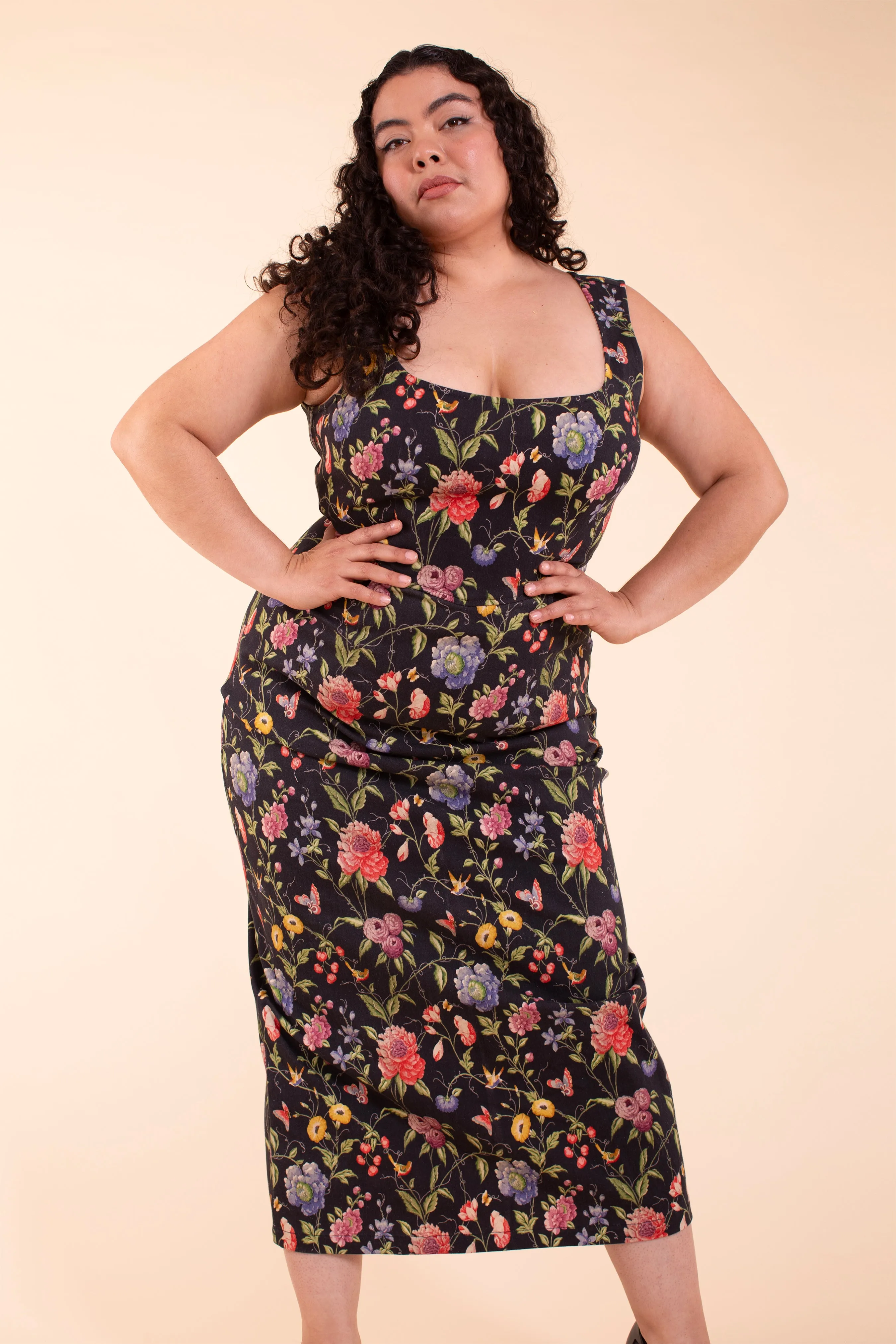 Rose Vine Dress - Black Wallpaper sold by Samantha Pleet product image thumbnail 4