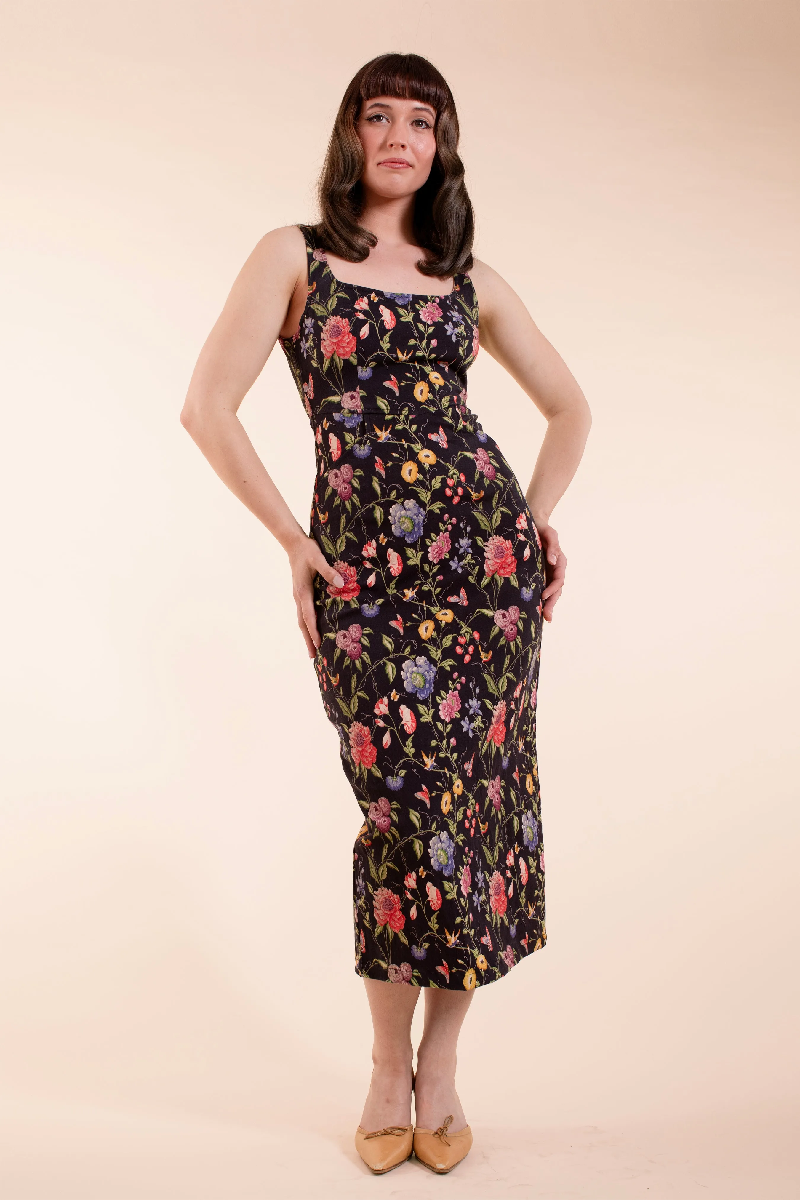 Rose Vine Dress - Black Wallpaper sold by Samantha Pleet product image thumbnail 3