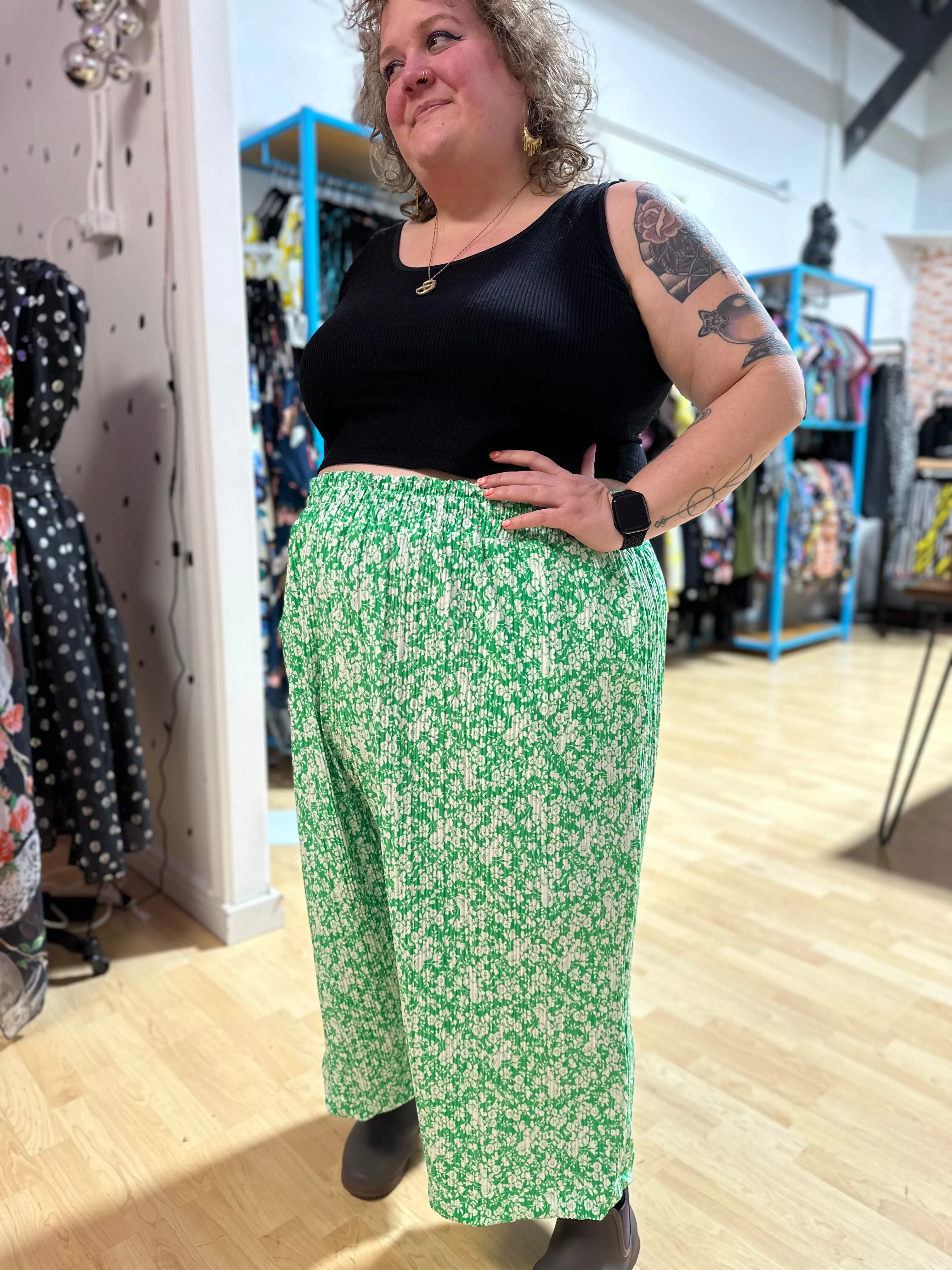 Floral Plisse Elyse Pants sold by Copper Union Apparel product image thumbnail 4