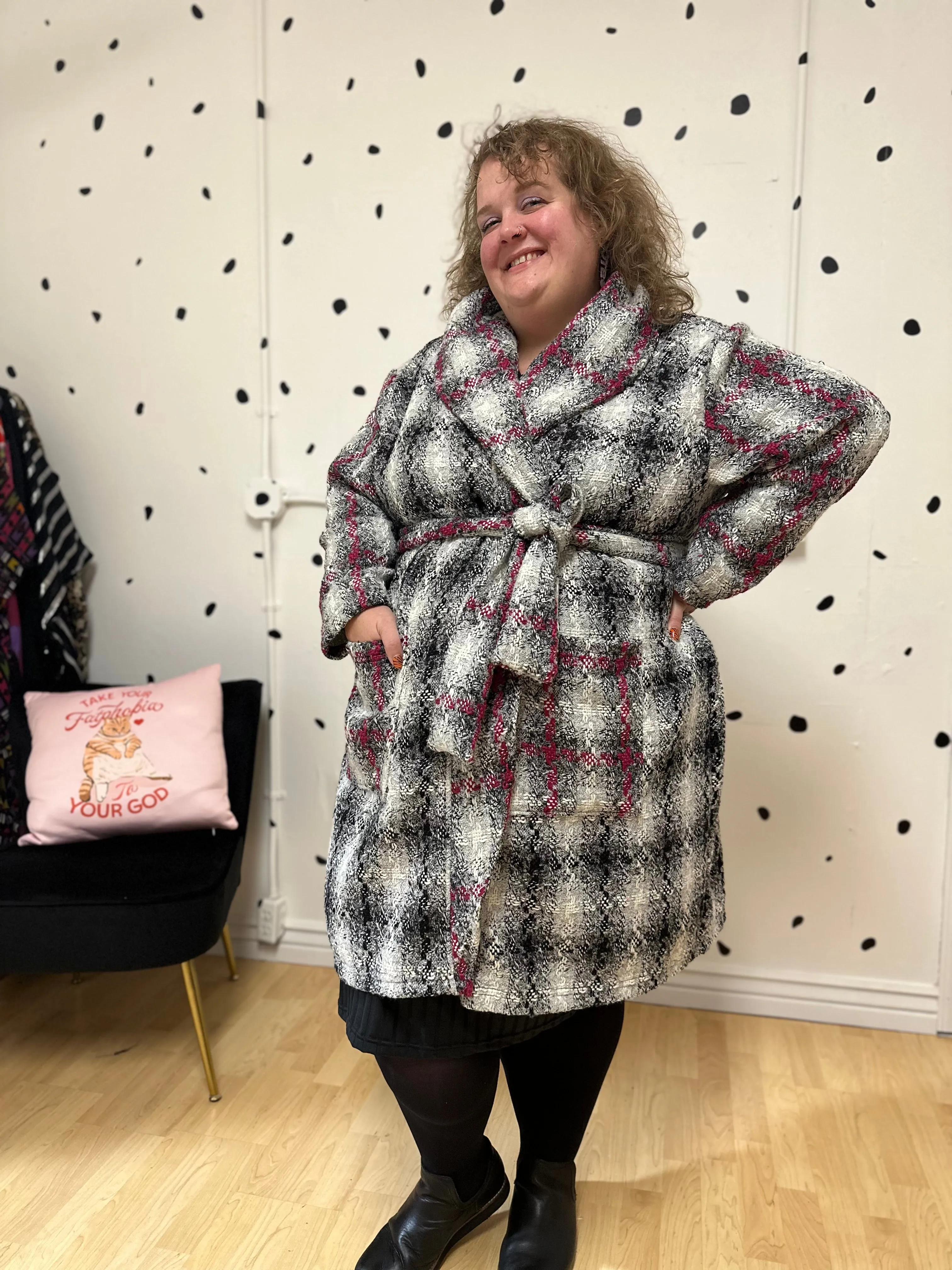 Knock Out Tweed Katrina Coat sold by Copper Union Apparel product image thumbnail 4