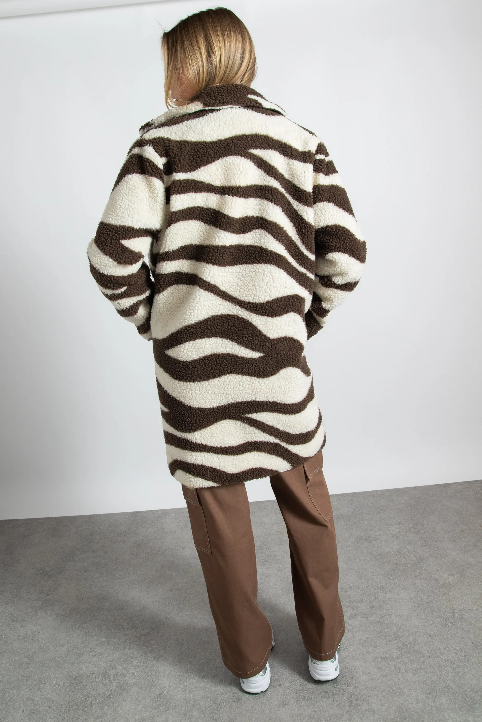 Swirl Sherpa Coat - ONE LEFT!! sold by Altar PDX product image thumbnail 2