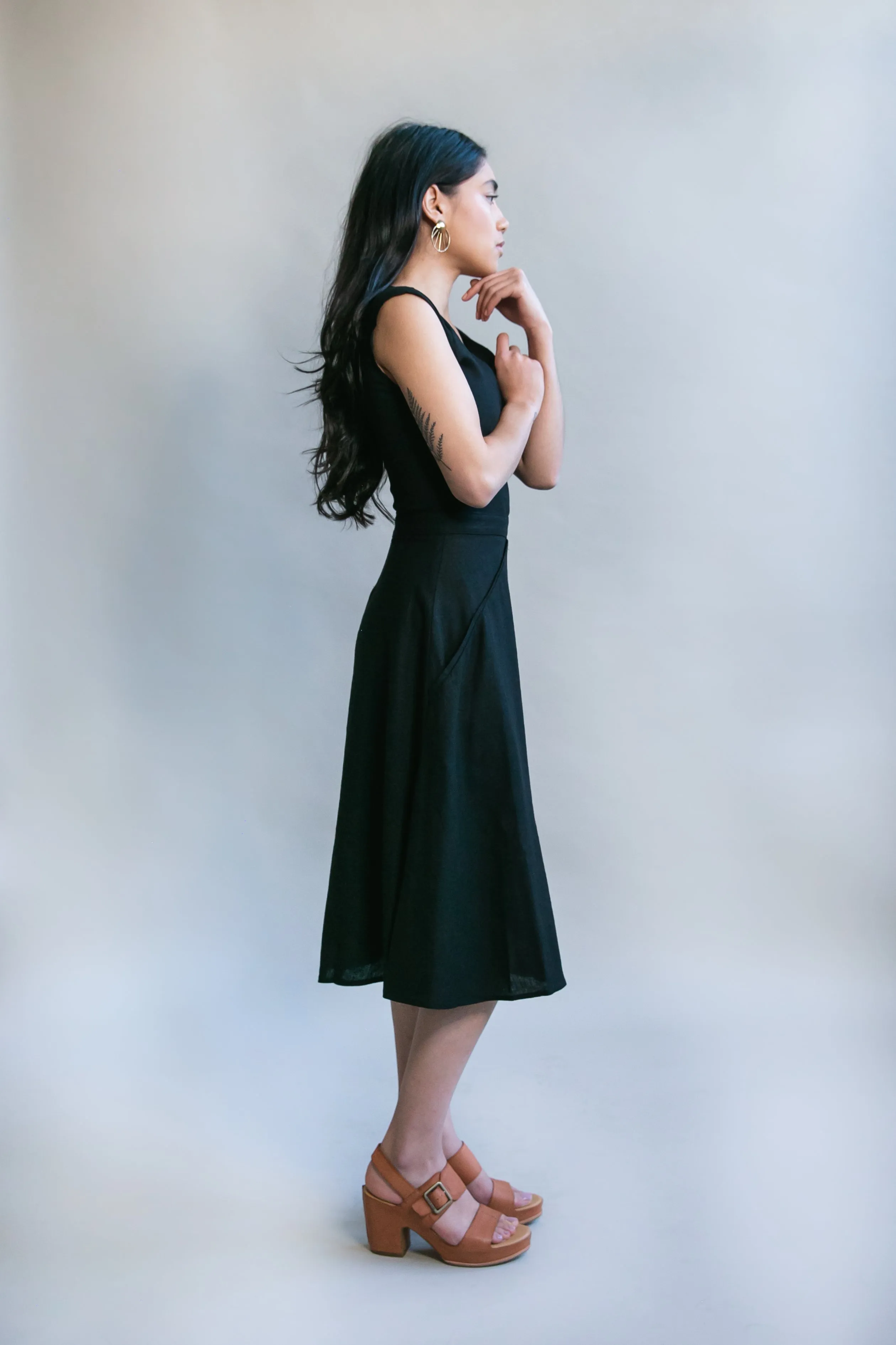 Xena Dress in Black Linen sold by Altar PDX product image thumbnail 3