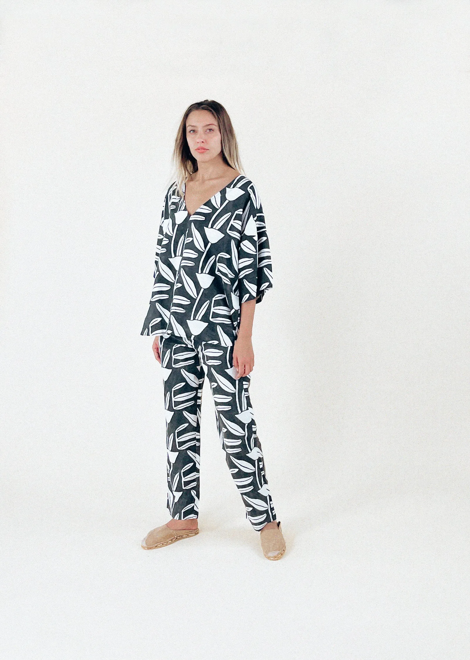 LOUNGER PANT | tulipano sold by Altar PDX product image thumbnail 2